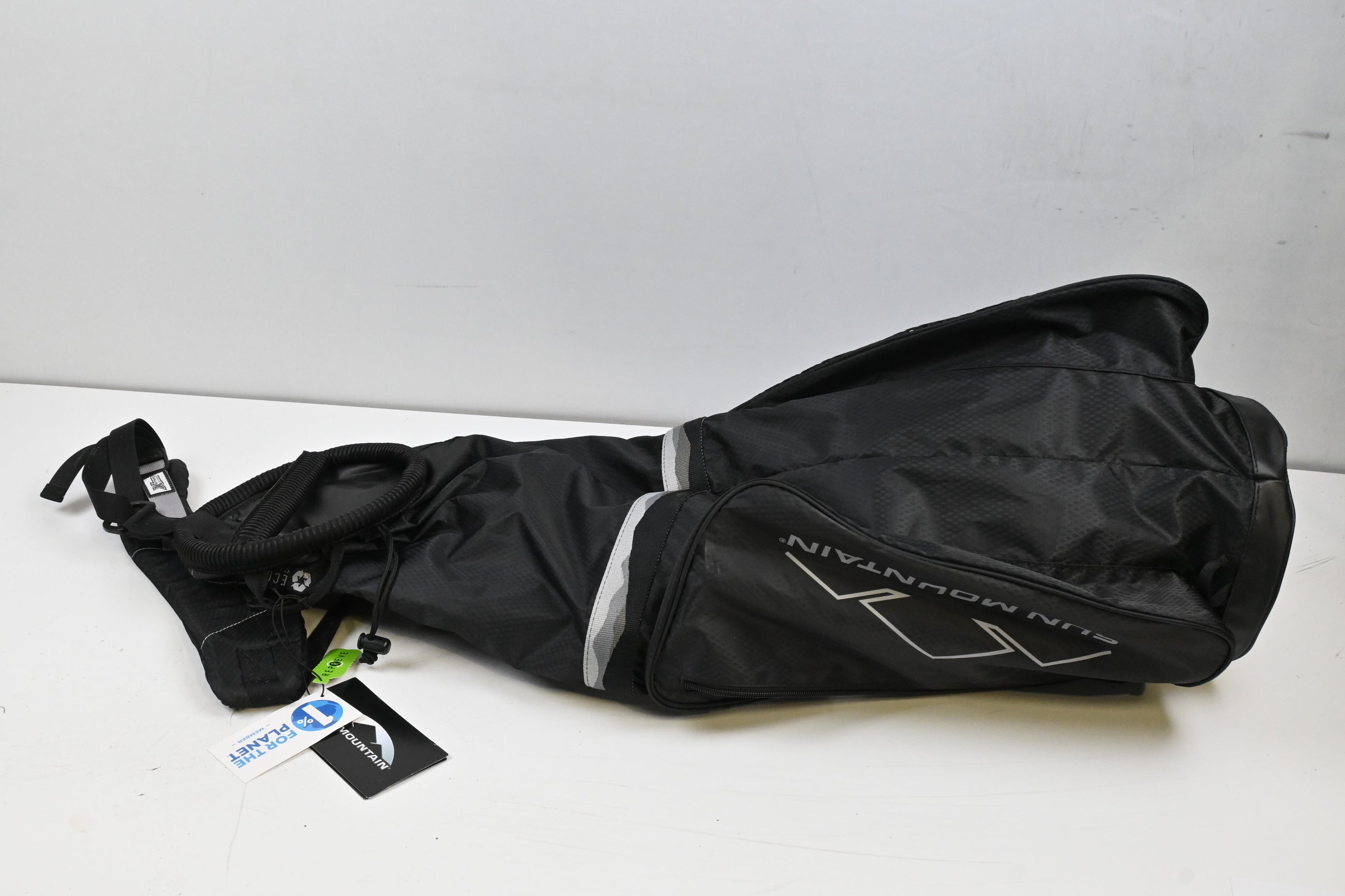 Sun Mountain Pencil Bag / 2-Way Divider / Black, Grey
