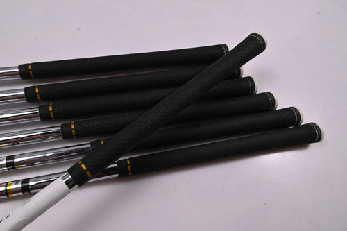Cobra Fly-Z Irons / 4-PW / Regular Flex Cobra Shafts