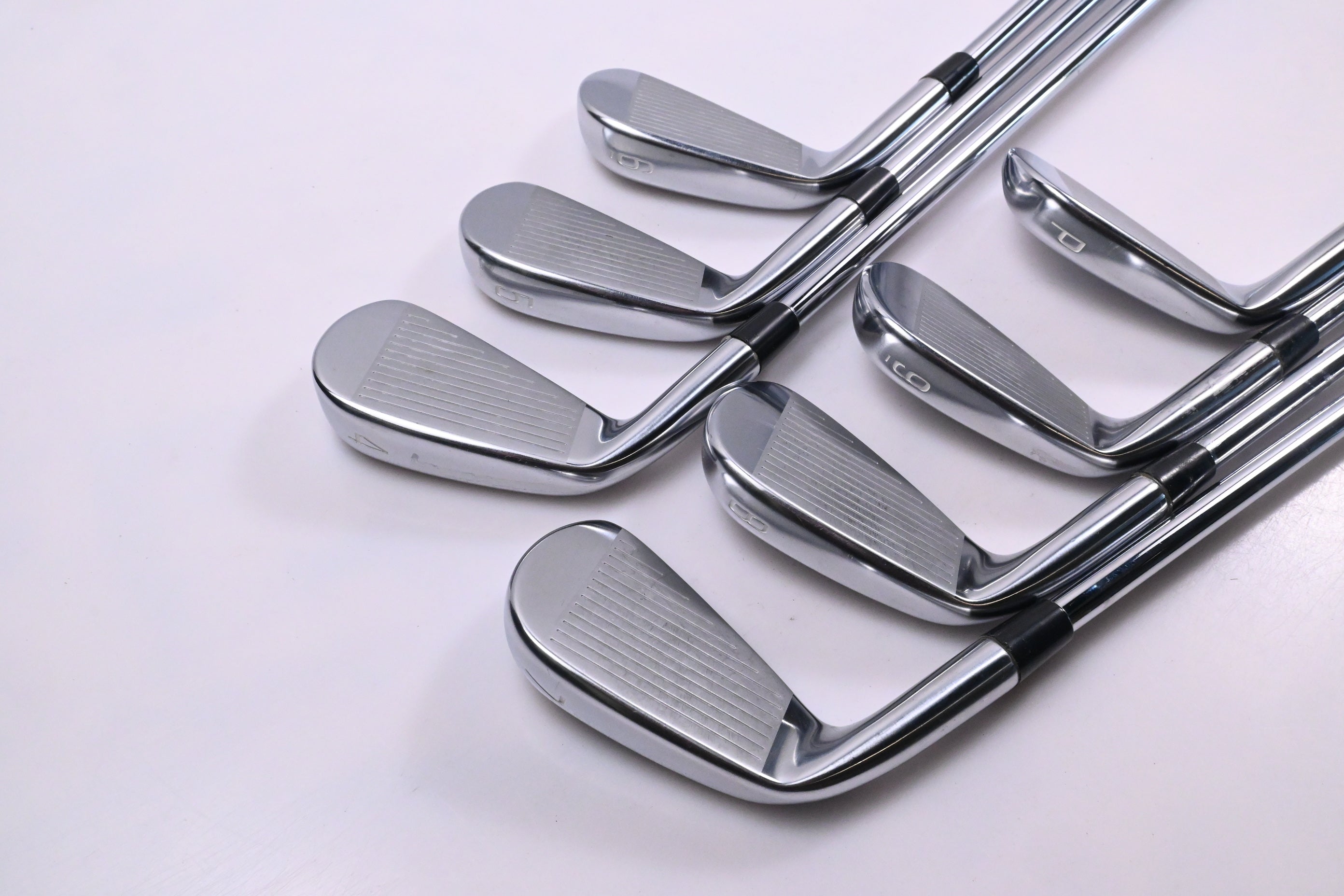 Mizuno Pro 245 Irons / 4-PW / Regular Flex Dynamic Gold Mid 100 R300 Shafts