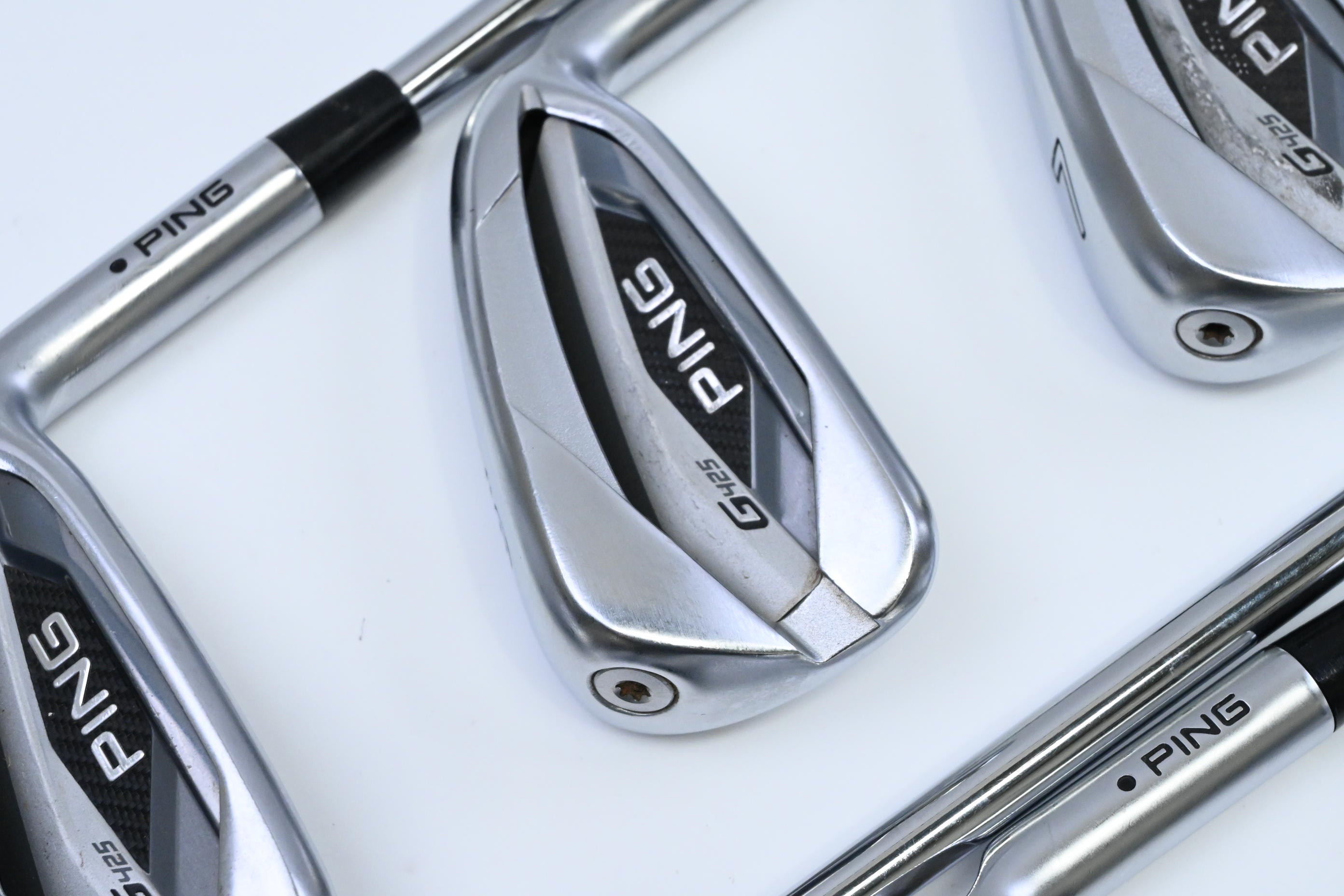 Ping G425 Irons / 5-PW / Black Dot / Stiff Flex Ping AWT 2.0 Shaft