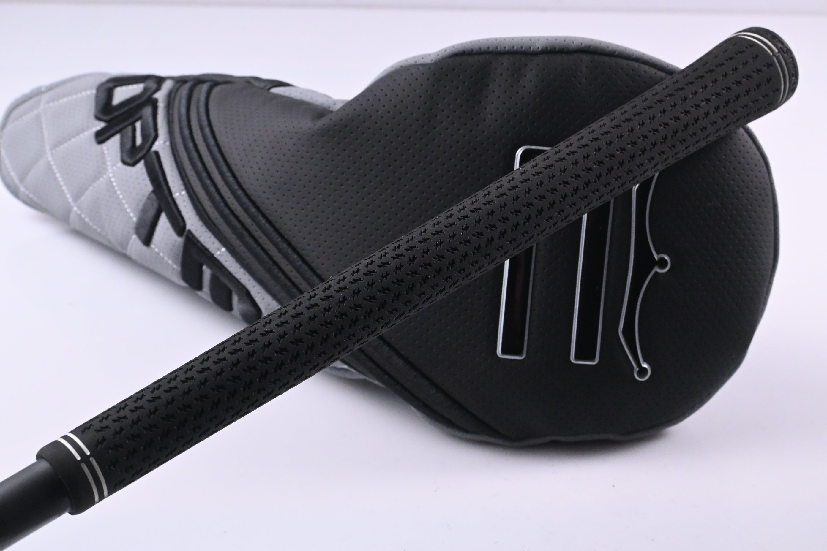 Cobra OPTM MAX-D Driver / 10.5 Degree / Regular Flex Kai`li Dark Waves Red 50