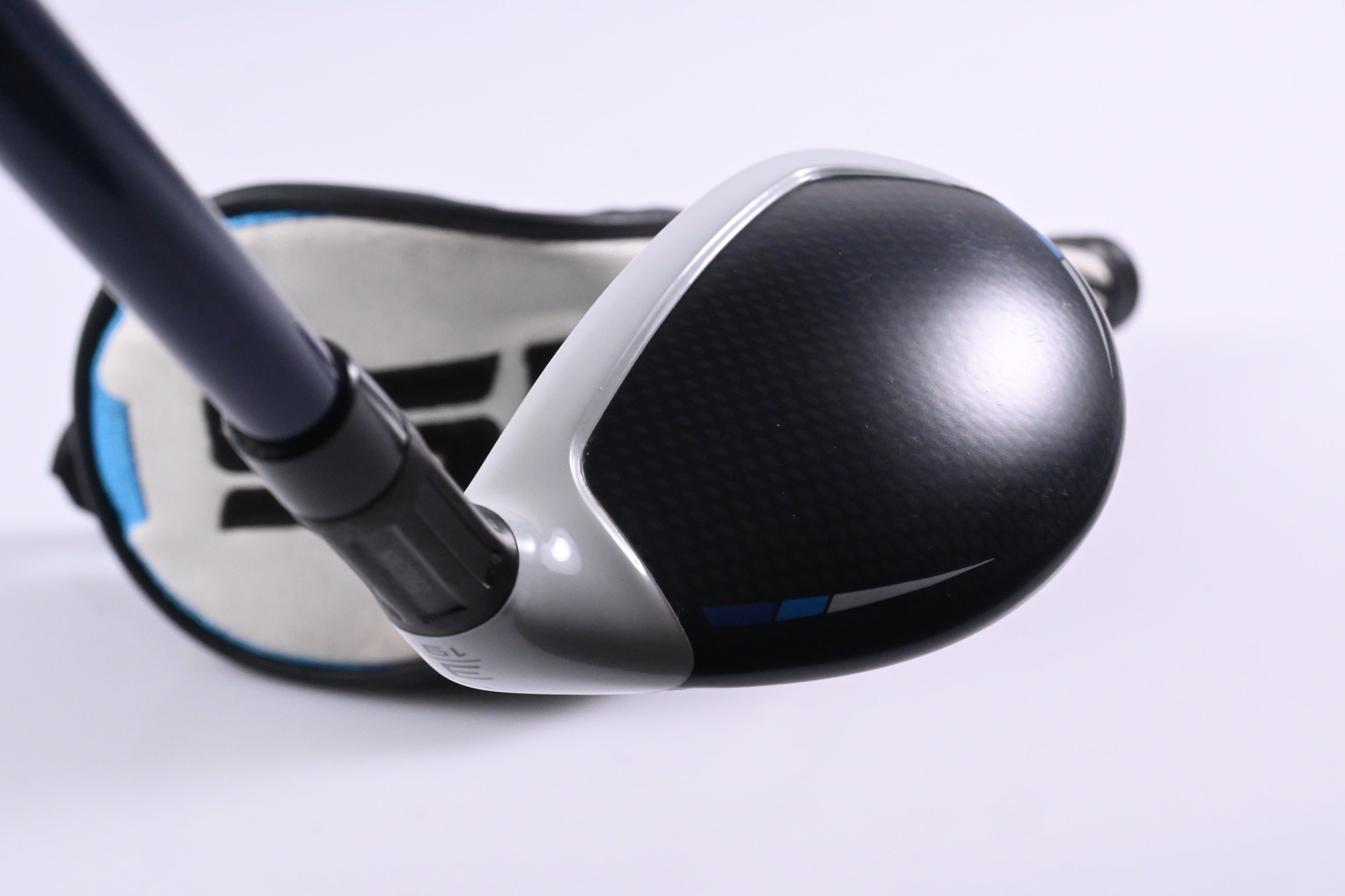 Taylormade SIM2 Max #3 Hybrid / 19 Degree / Stiff Flex Ventus Blue 7 Shaft