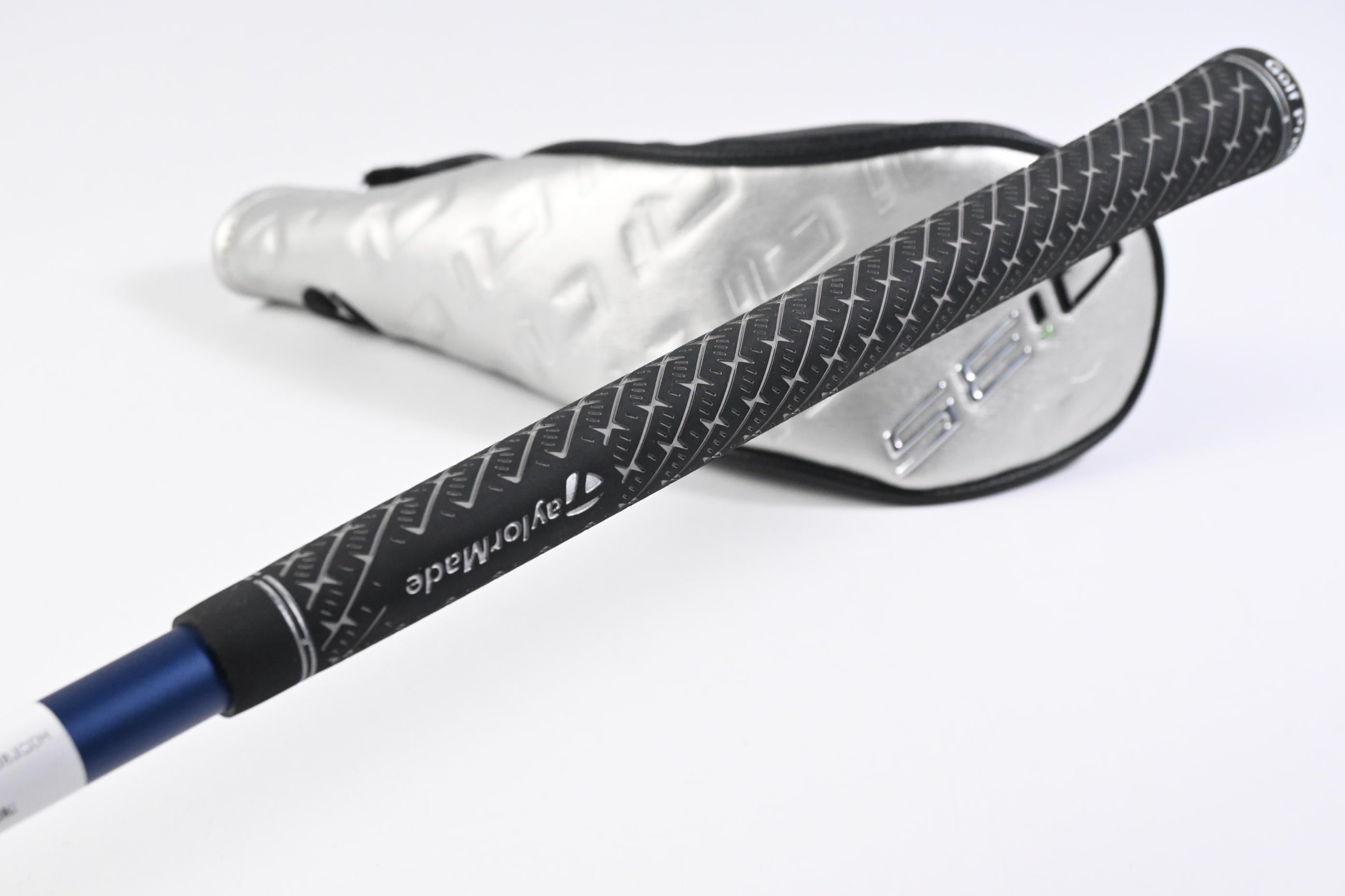 Taylormade Qi35 #4 Hybrid / 23 Degree / Regular Flex Fujikura Ventus Blue 6