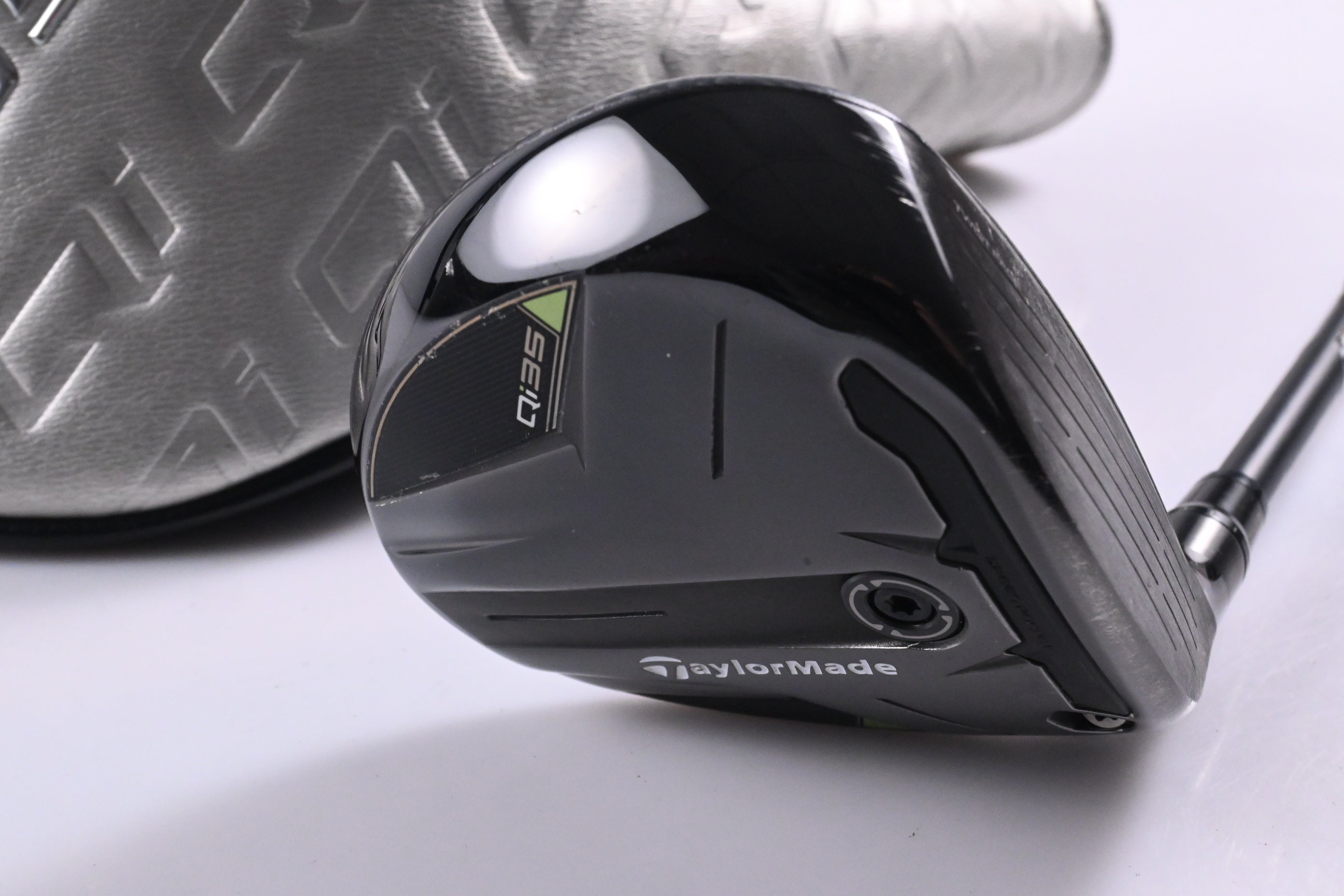 Taylormade Qi35 #3 Wood / 15 Degree / Regular Flex Fujikura Ventus Blue 5 Shaft