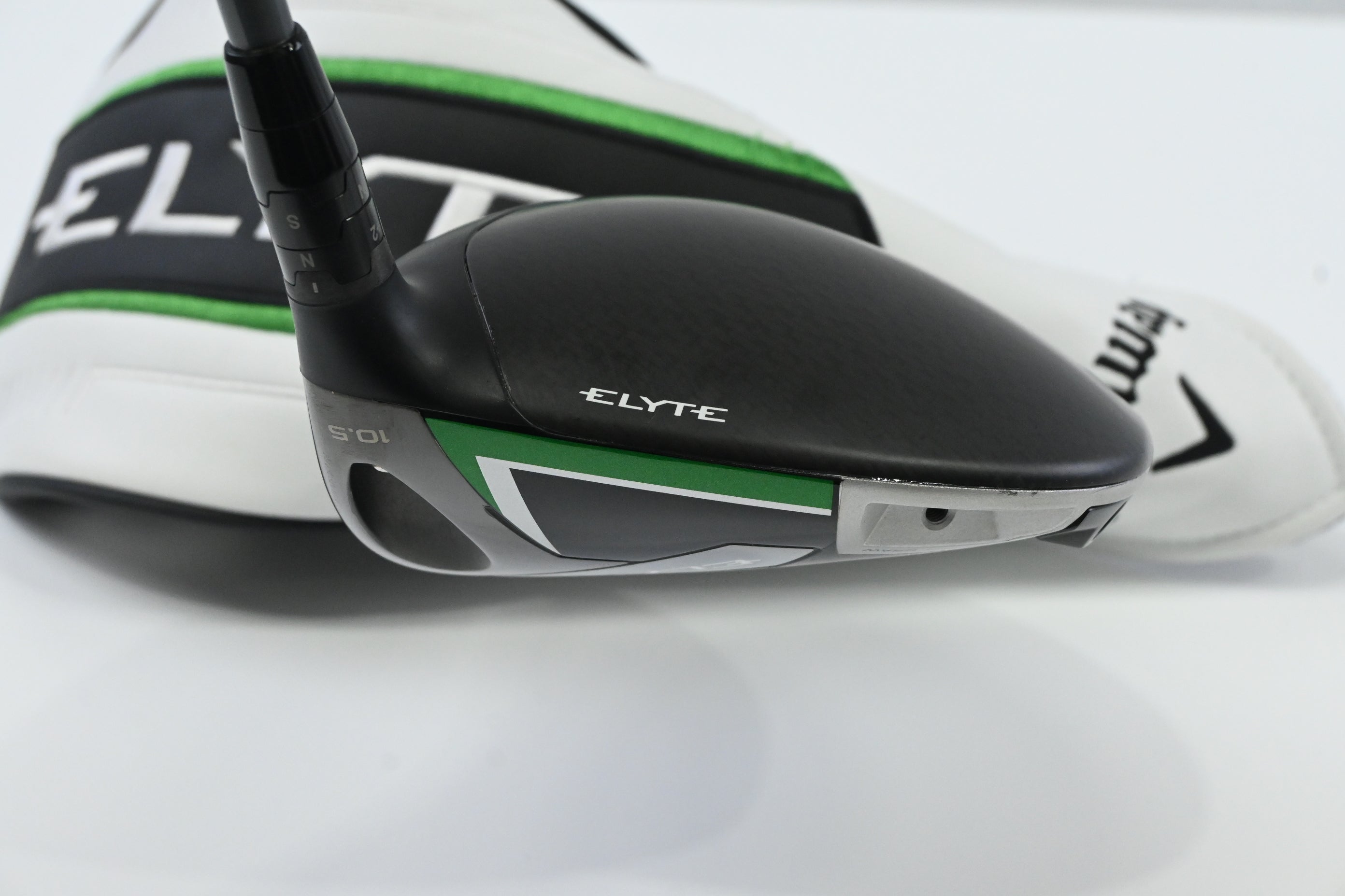 Callaway Elyte Driver / 10.5 Degree / Regular Flex Denali Charcoal 50 Shaft