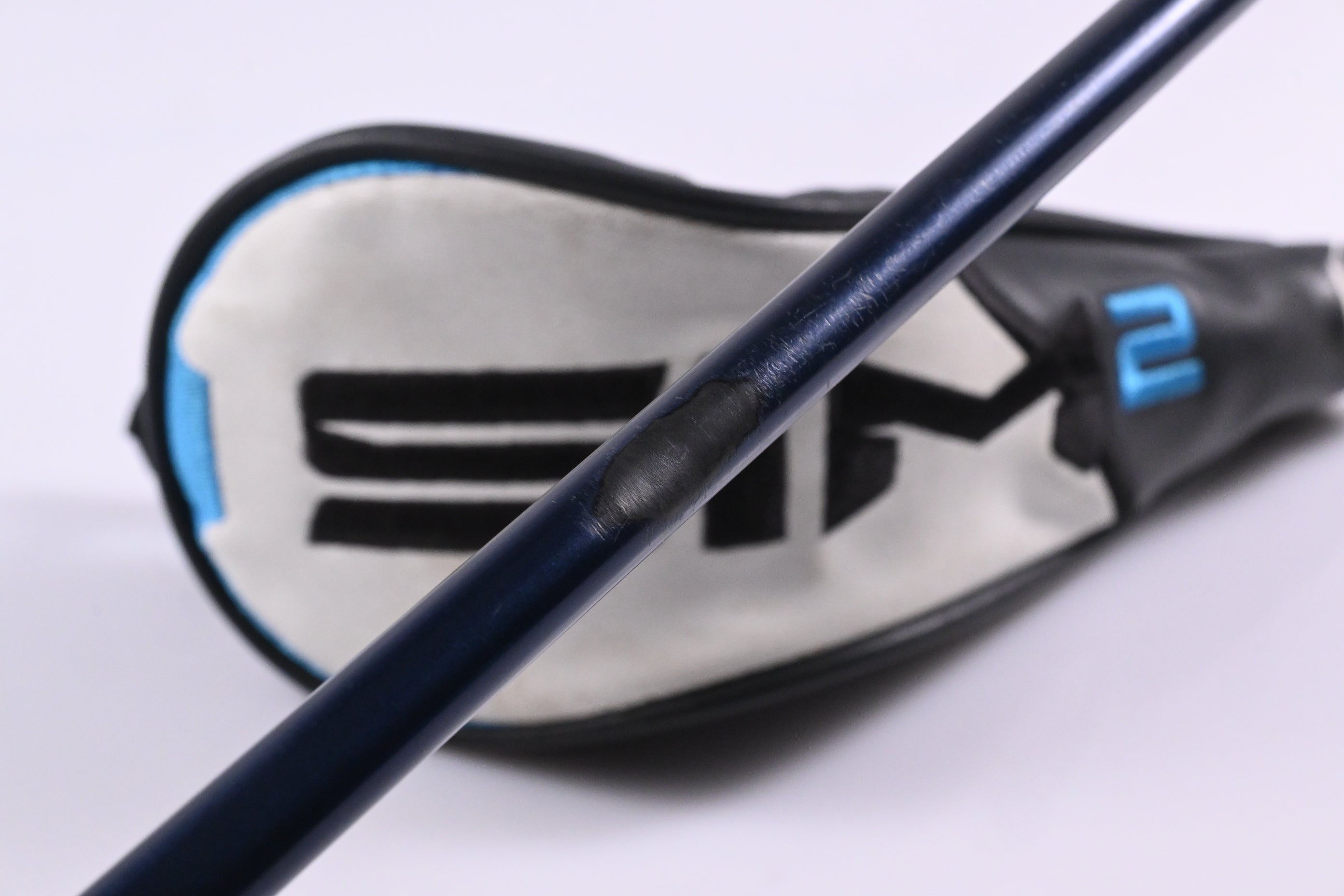 Taylormade SIM2 Max #3 Hybrid / 19 Degree / Stiff Flex Ventus Blue 7 Shaft