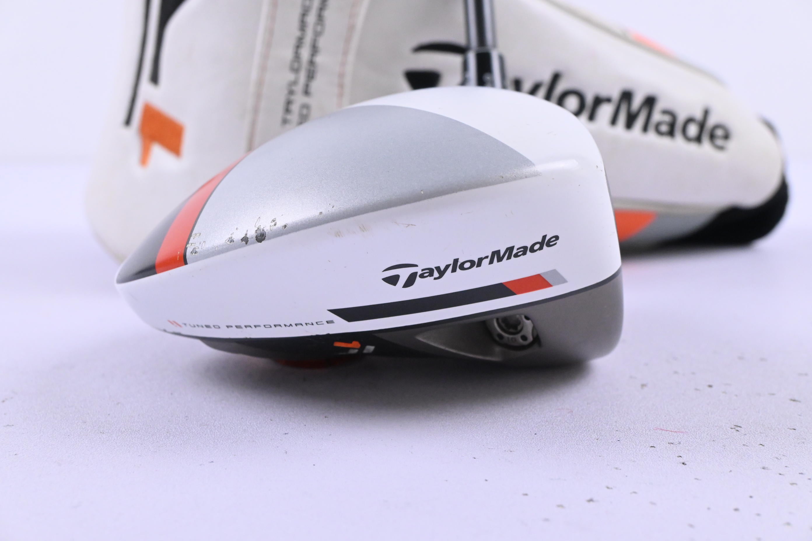 Taylormade R1 Driver / 12 Degree / Regular Flex Aldila RIP Phenom 55 Shaft