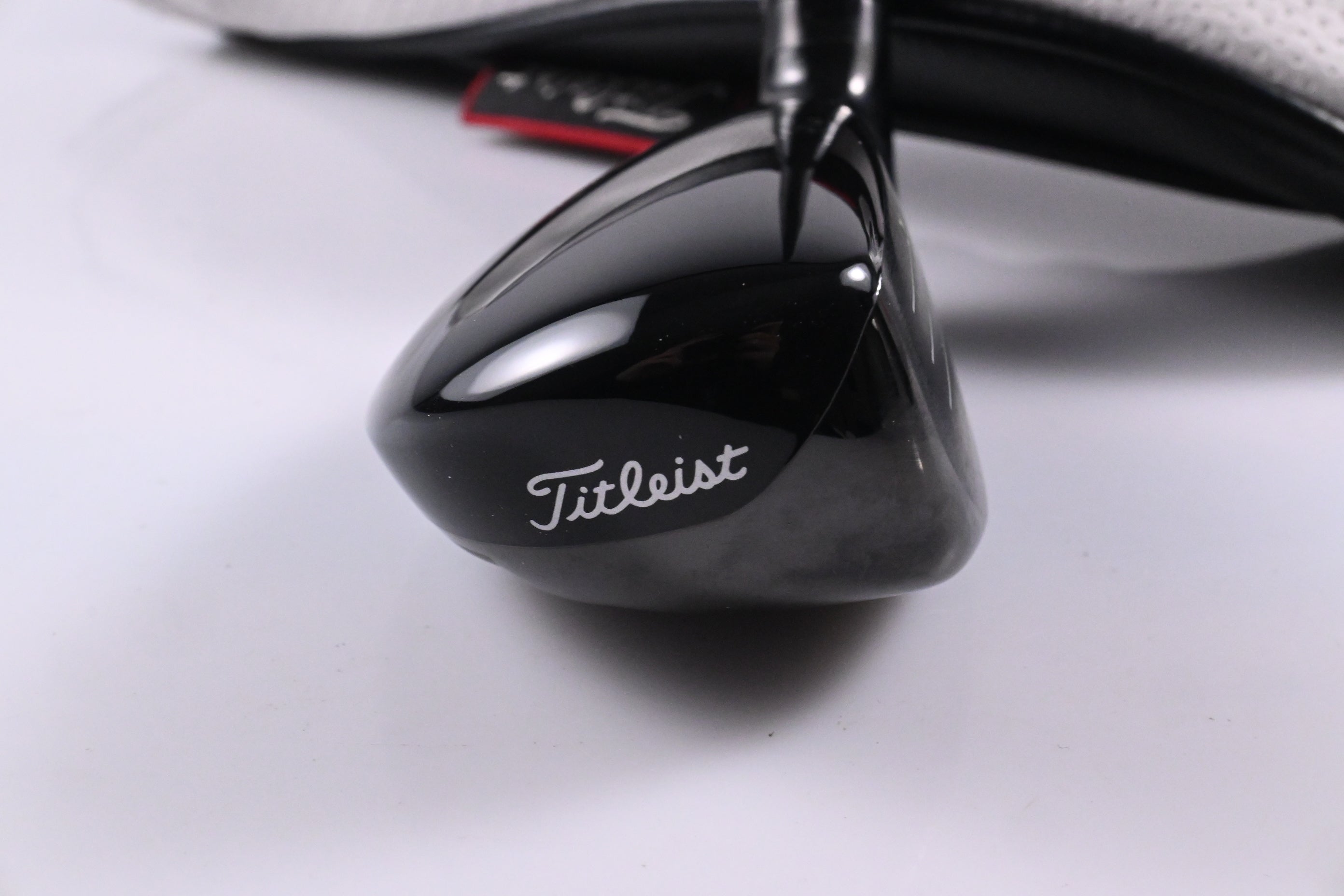 Titleist GT3 #3 Hybrid / 19 Degree / Stiff Flex Tensei 1K Blue 85 Shaft