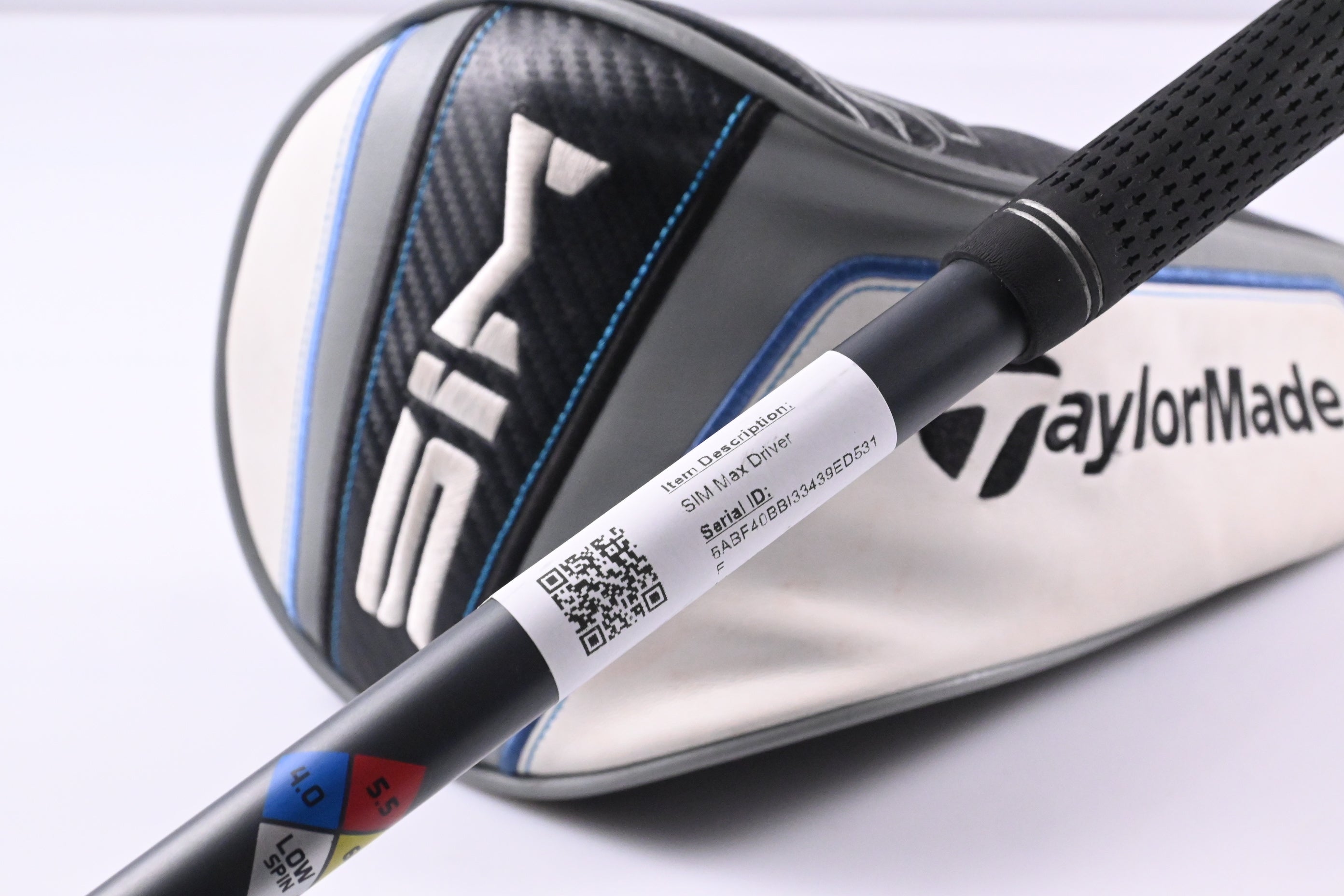 Left Hand Taylormade SIM Max Driver / 10.5 Degree / Regular Flex HZRDUS Smoke Black