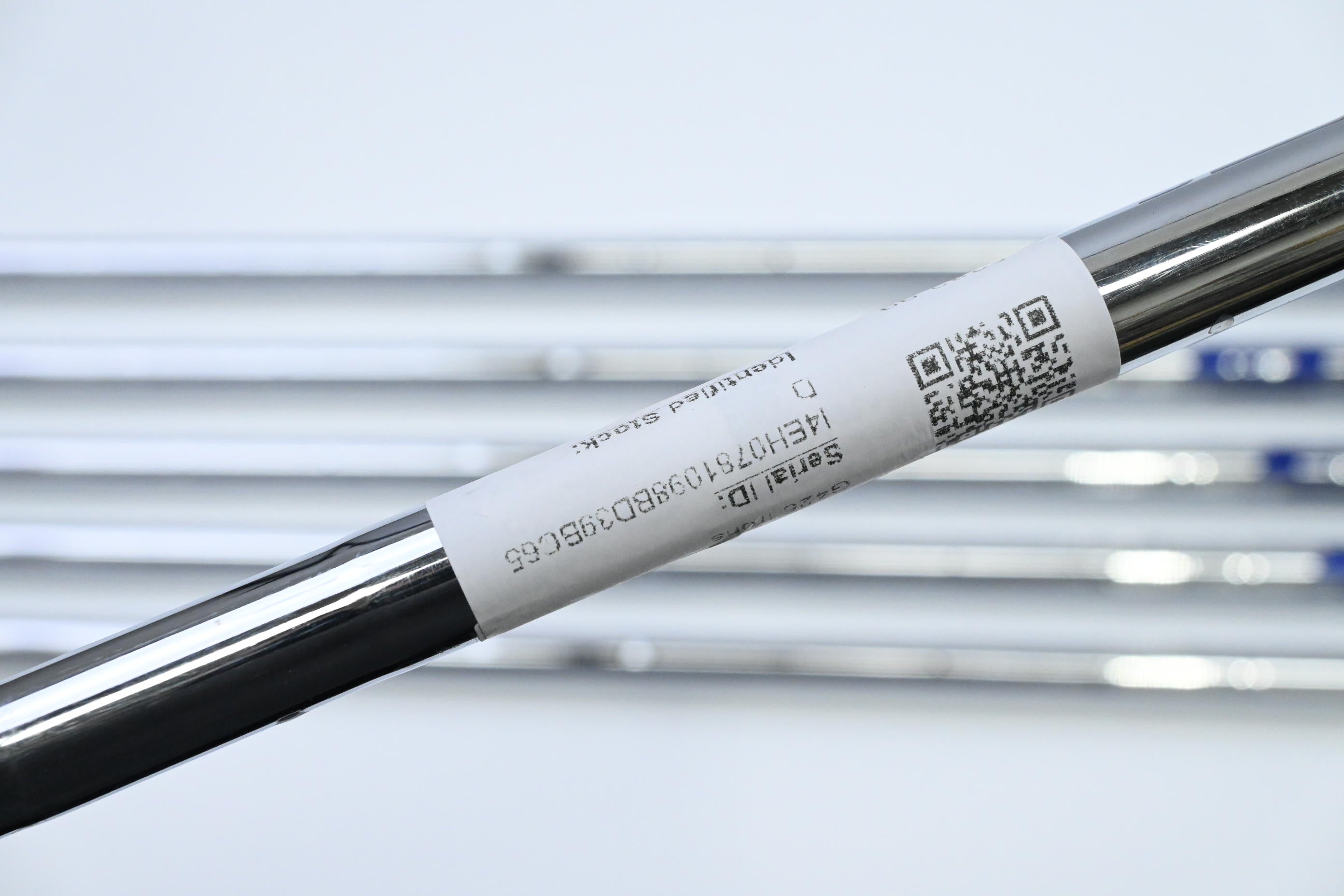 Ping G425 Irons / 5-PW / Black Dot / Stiff Flex Ping AWT 2.0 Shaft
