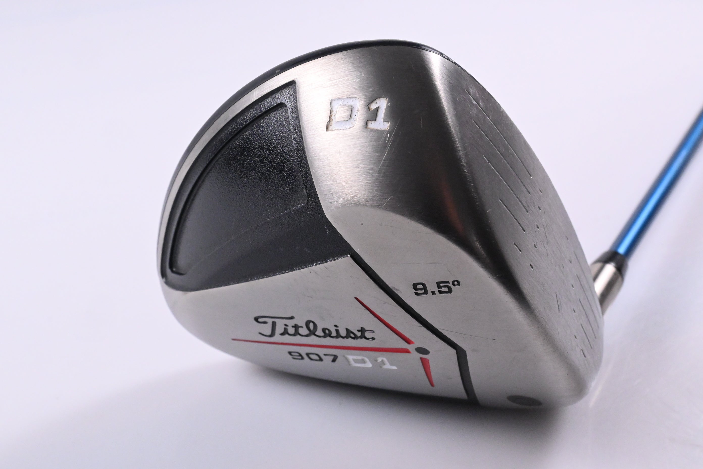 Titleist 907 D1 Driver / 9.5 Degree / Stiff Flex Aldila VS Proto 65 Shaft