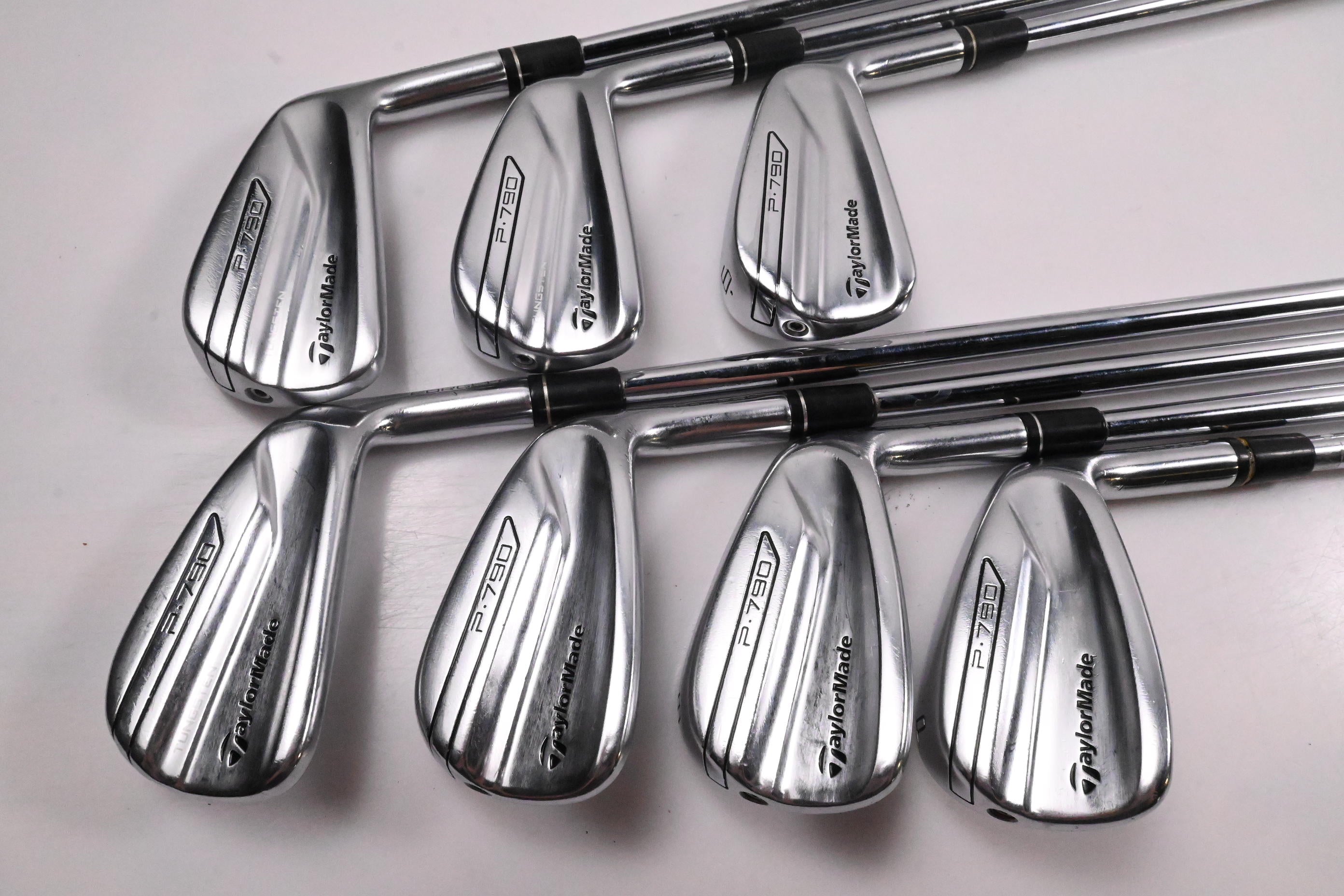 Taylormade P790 2017 Irons / 4-PW / Regular Flex Dynamic Gold 105 R300 Shafts