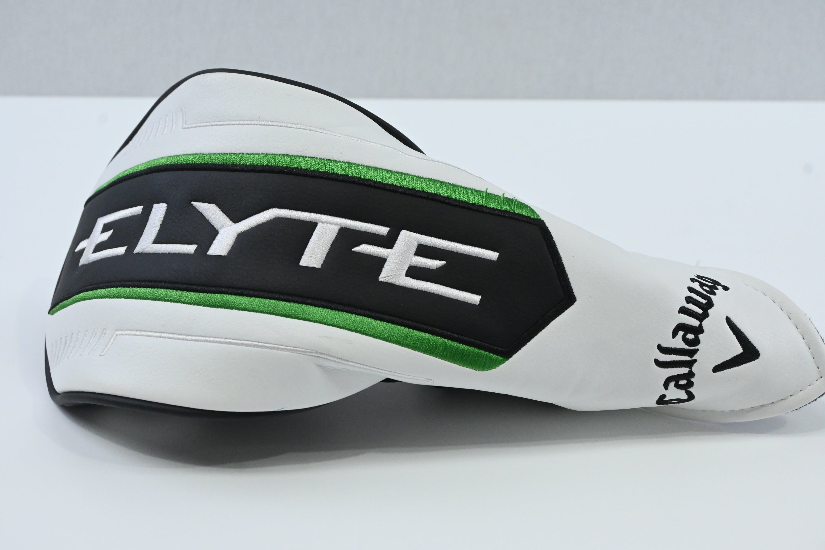 Callaway Elyte Driver / 10.5 Degree / Regular Flex Denali Charcoal 50 Shaft