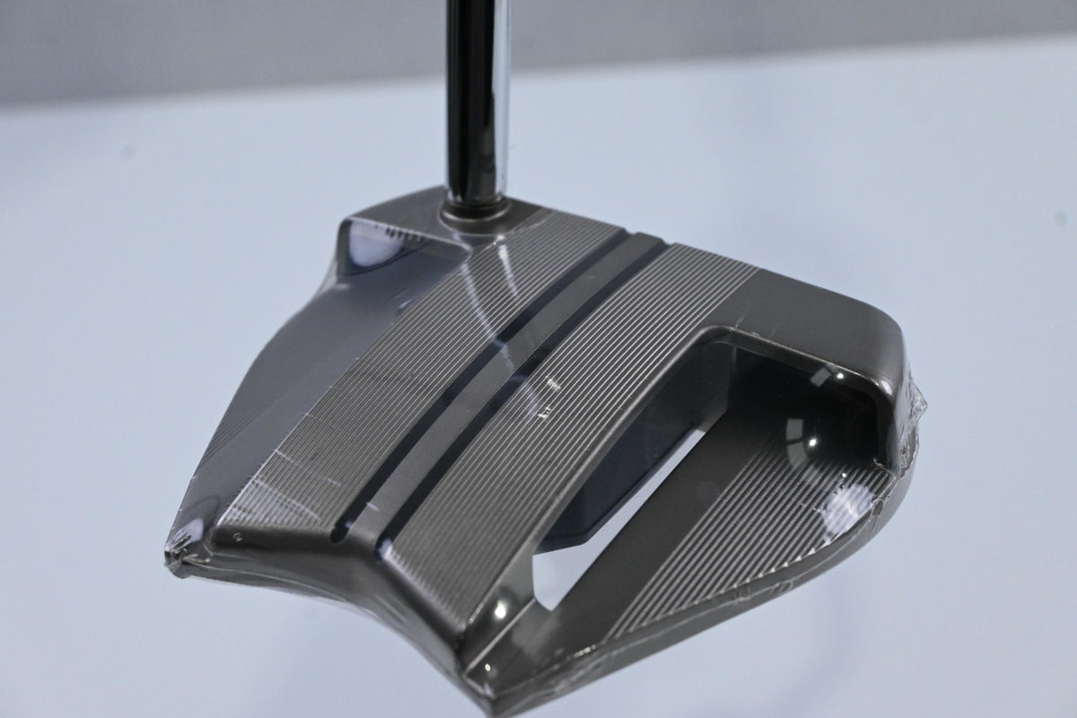 Cobra MIM Stingray Putter / 34 Inch