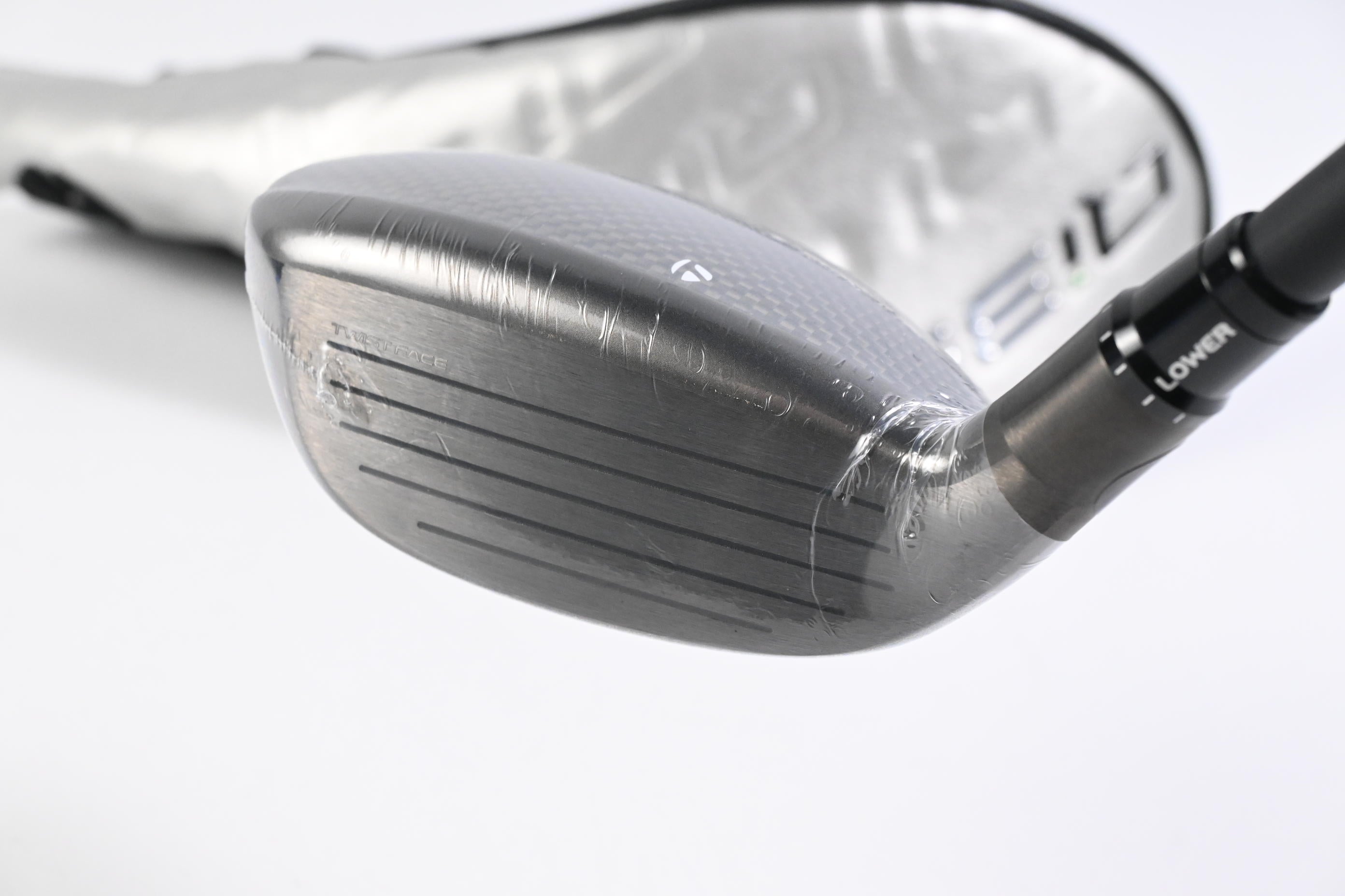 Taylormade Qi35 #4 Hybrid / 22 Degree / Regular Flex Fujikura Ventus Blue 6