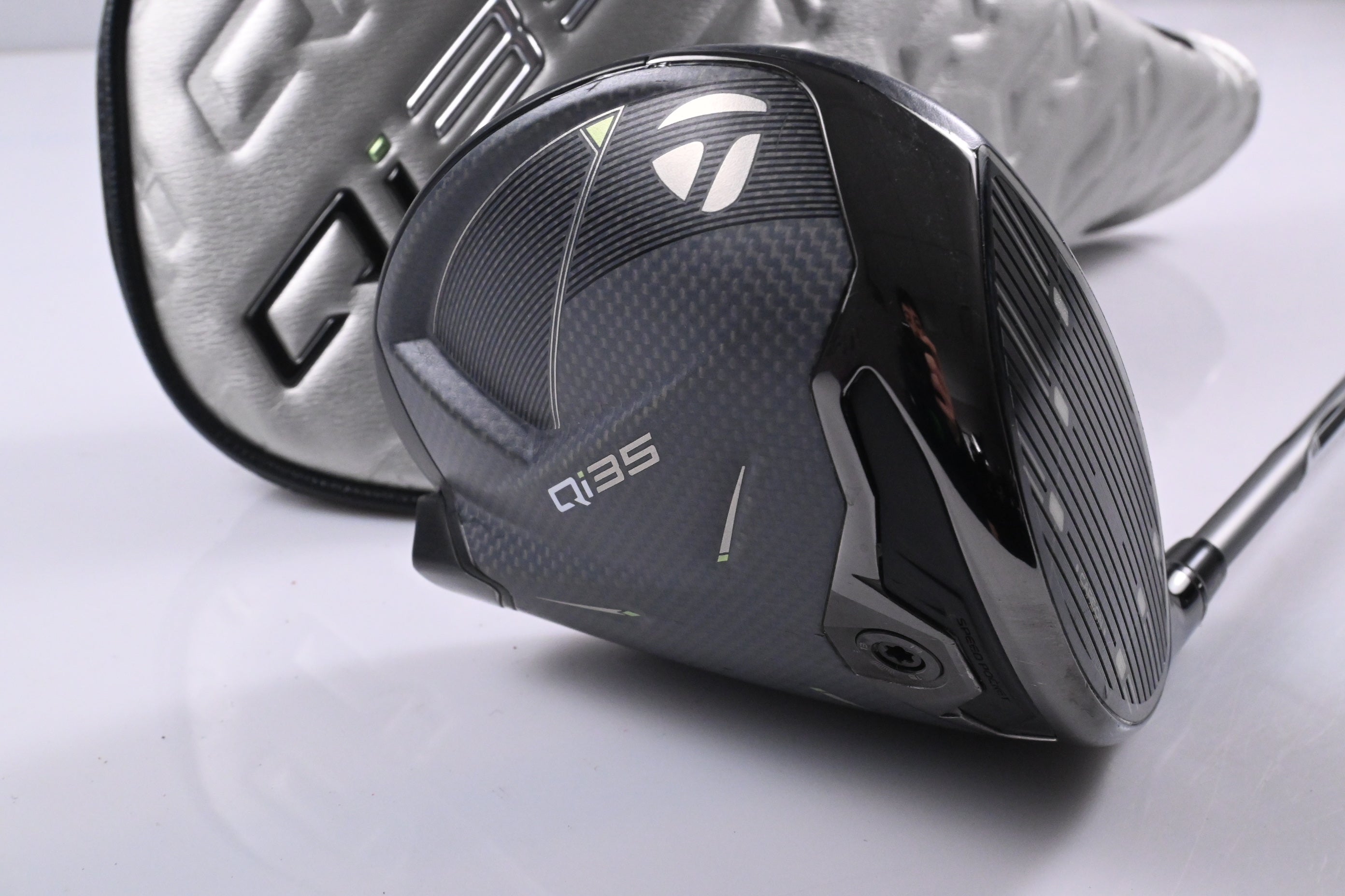 Taylormade Qi35 Driver / 9 Degree / Regular Flex Fujikura Air Speeder 50 Shaft