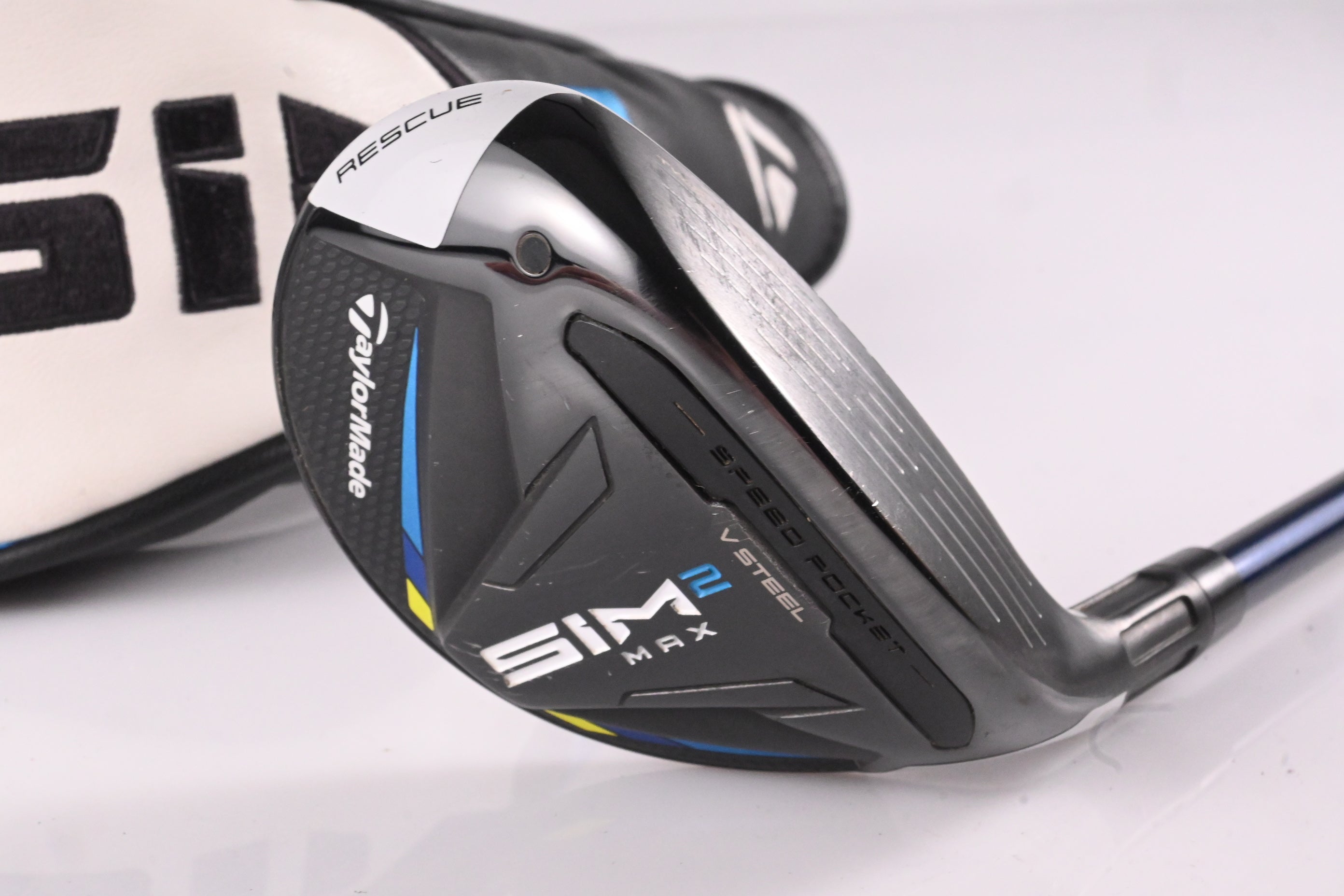 Taylormade SIM2 Max #3 Hybrid / 19 Degree / Stiff Flex Fujikura Ventus Blue 7