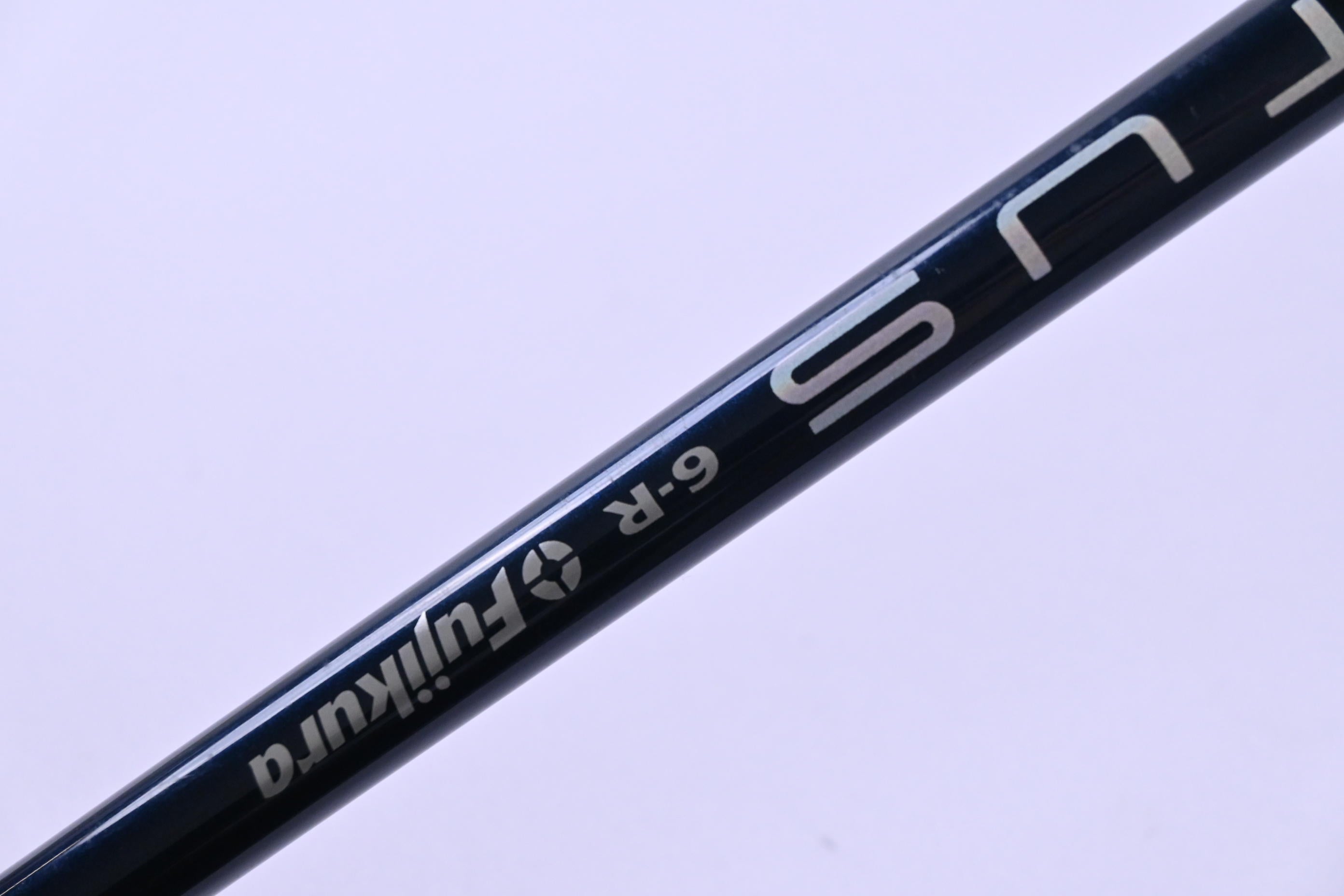 Taylormade SIM2 Max #4 Hybrid / 22 Degree / Regular Flex Fujikura Ventus Blue 6