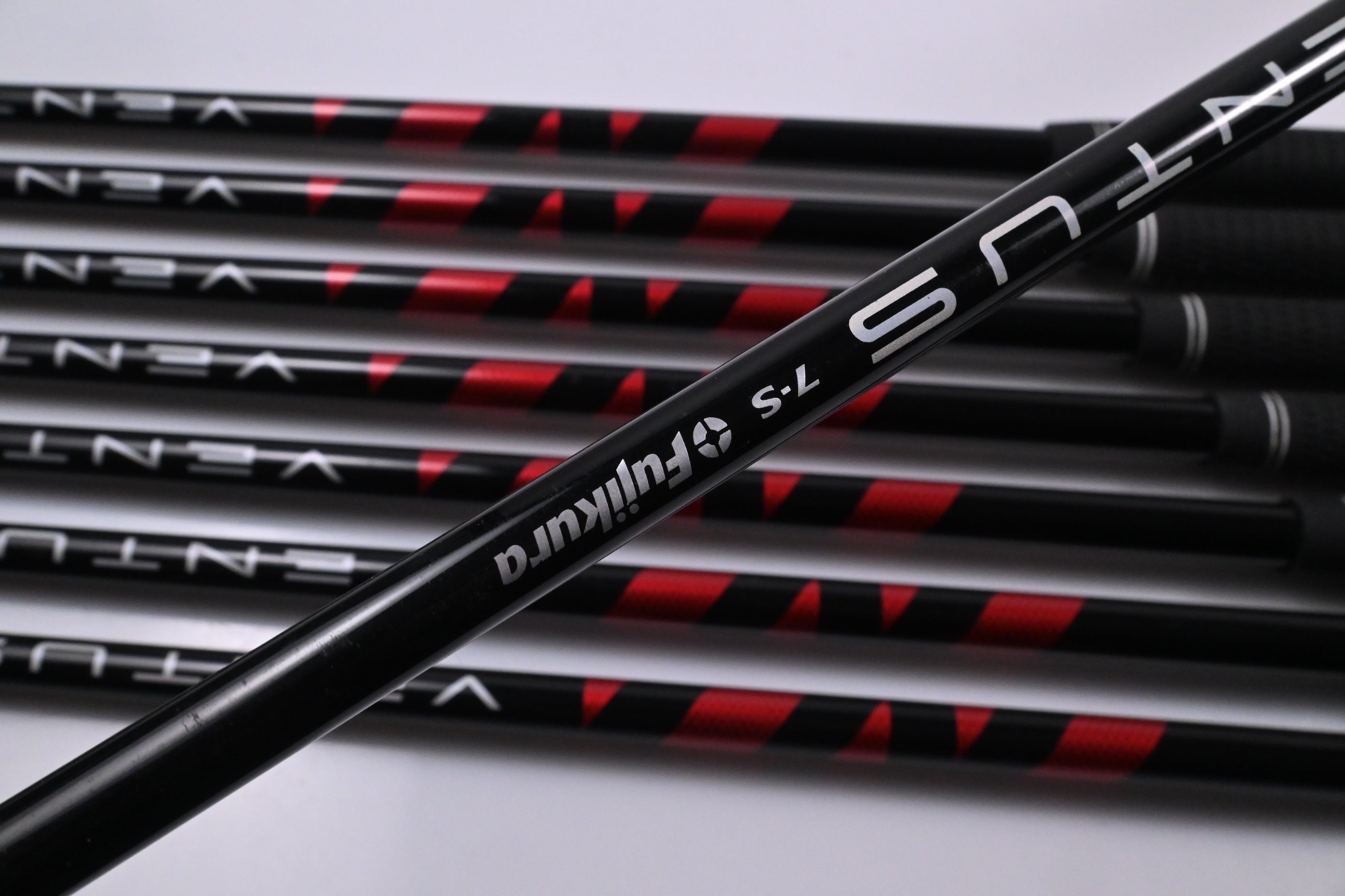 Taylormade Stealth Irons / 4-PW+GW / Stiff Flex Fujikura Ventus Red 7 Shaft