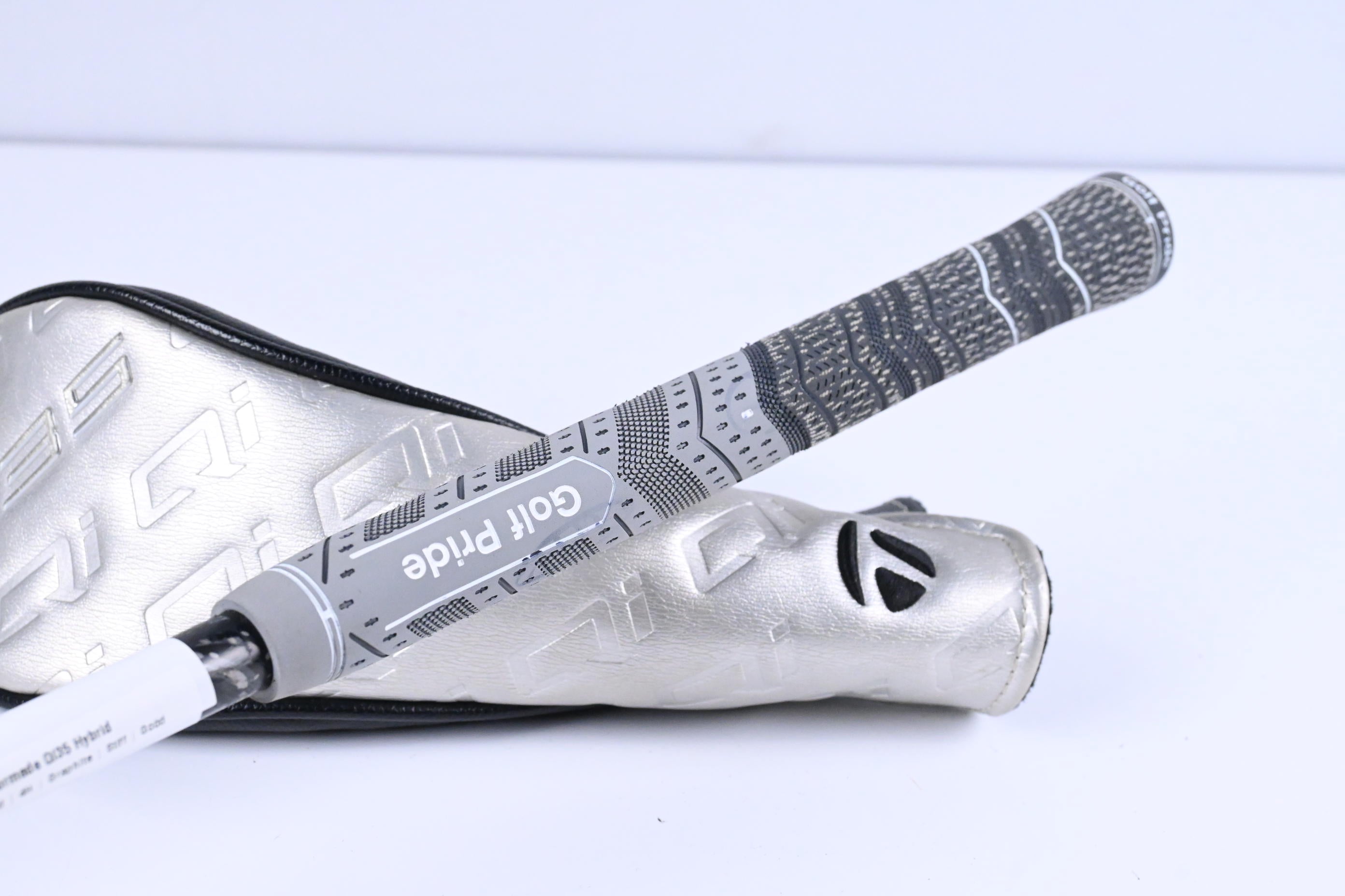 Taylormade Qi35 #4 Hybrid / 22 Degree / Stiff Flex Kai'li Blue Dark Waves 85