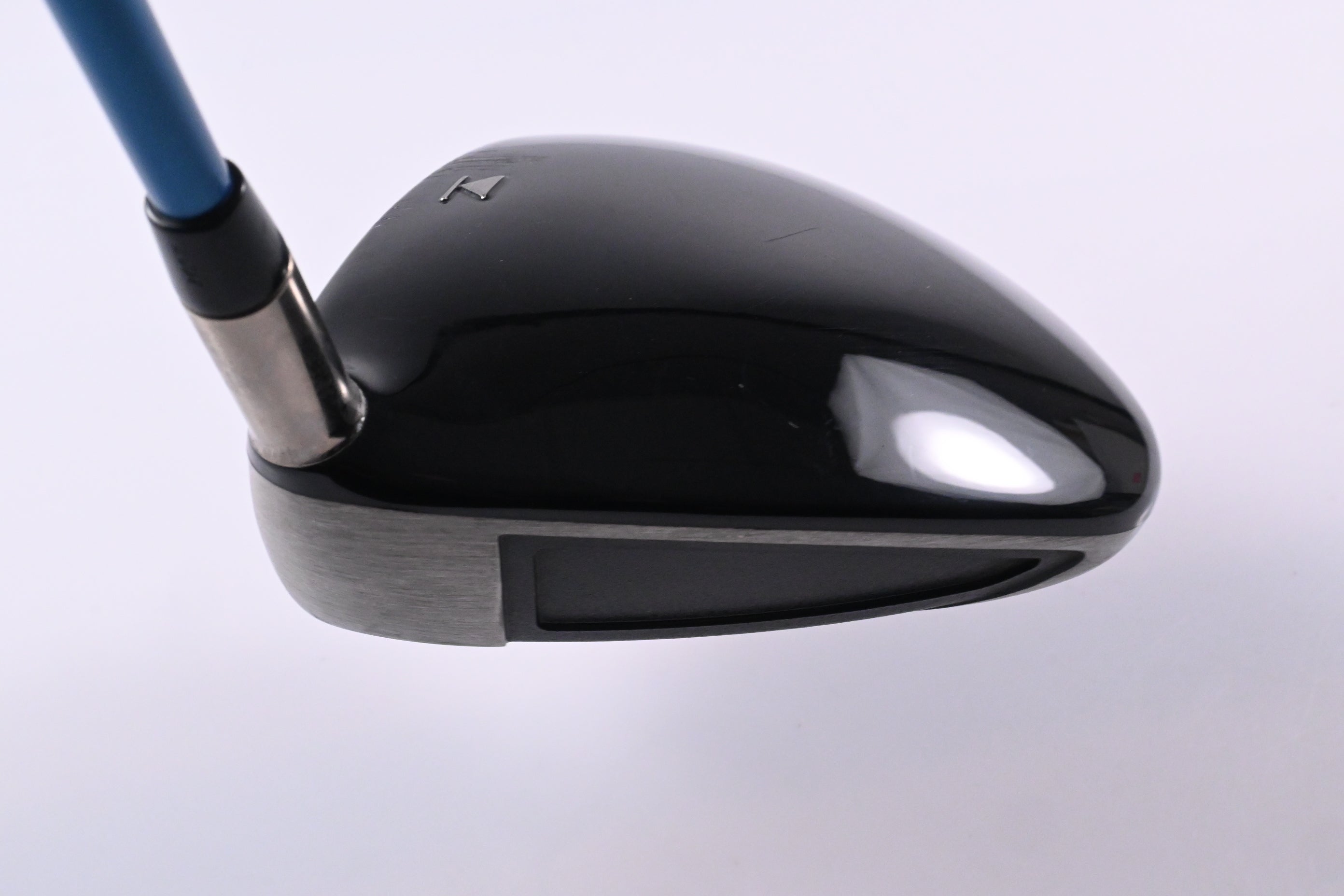 Titleist 907 D1 Driver / 9.5 Degree / Stiff Flex Aldila VS Proto 65 Shaft