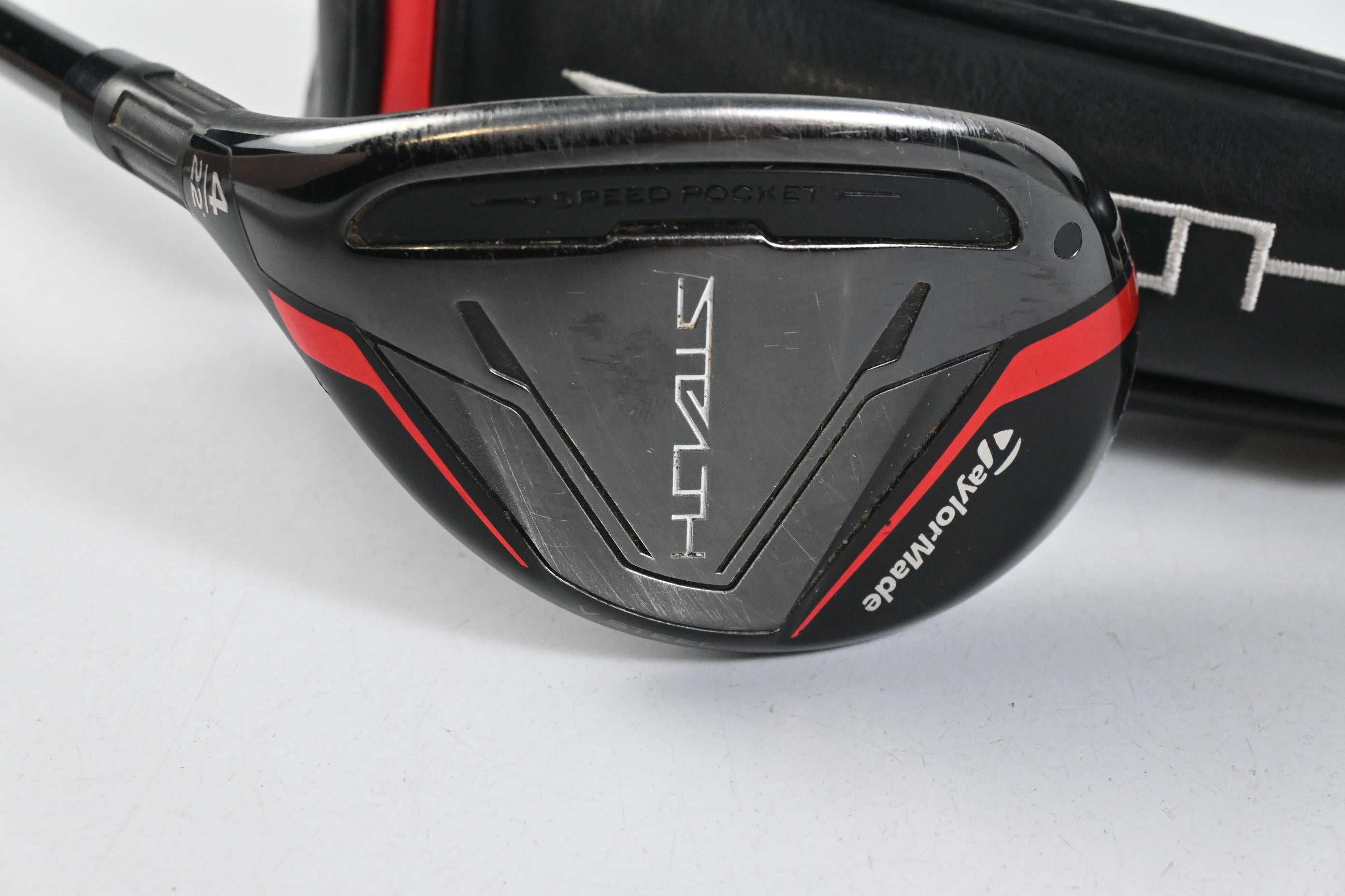 Left Hand Taylormade Stealth #4 Hybrid / 22 Degree / Regular Flex Ventus Red 6