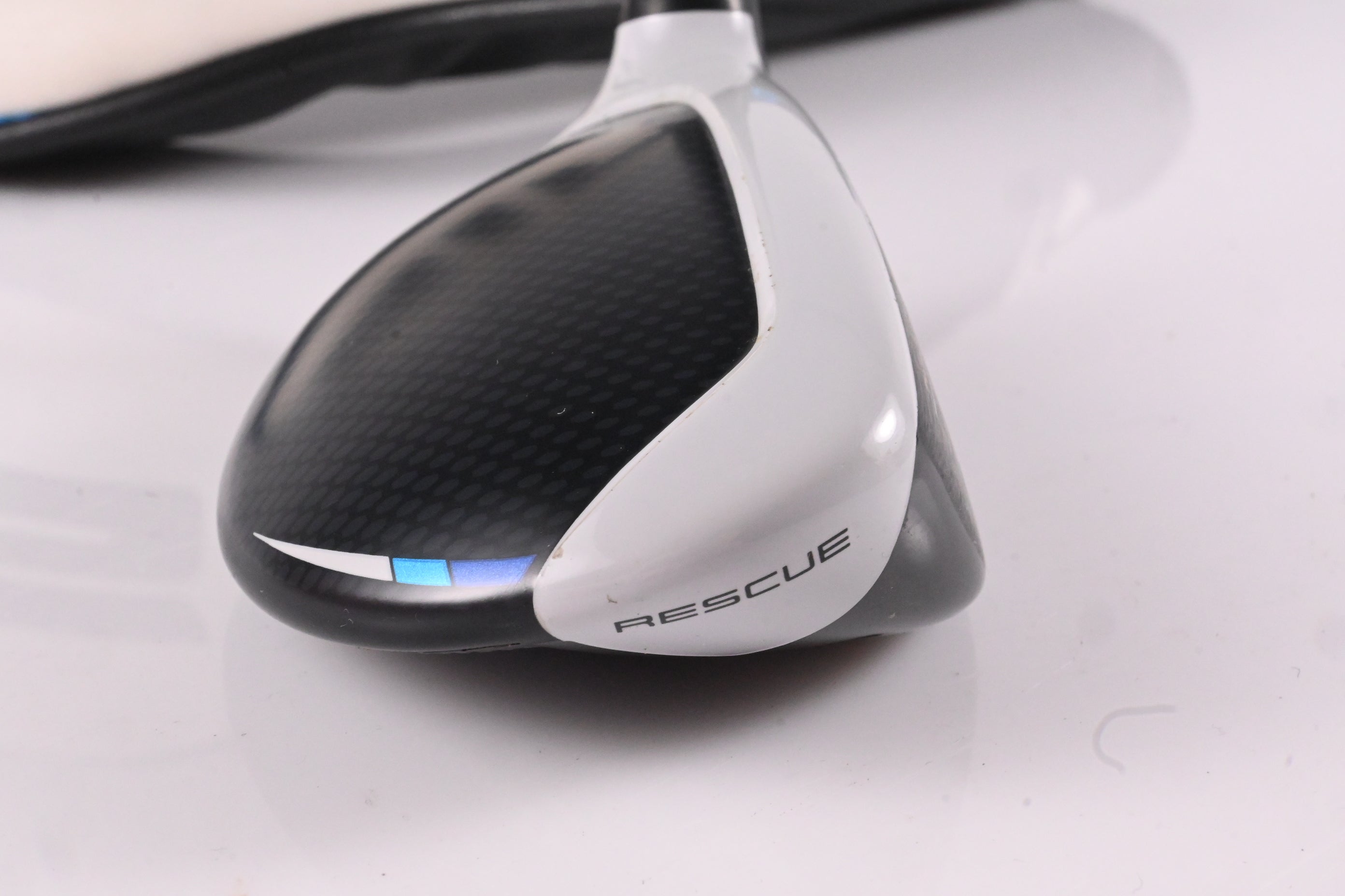 Taylormade SIM2 Max #3 Hybrid / 19 Degree / Stiff Flex Fujikura Ventus Blue 7