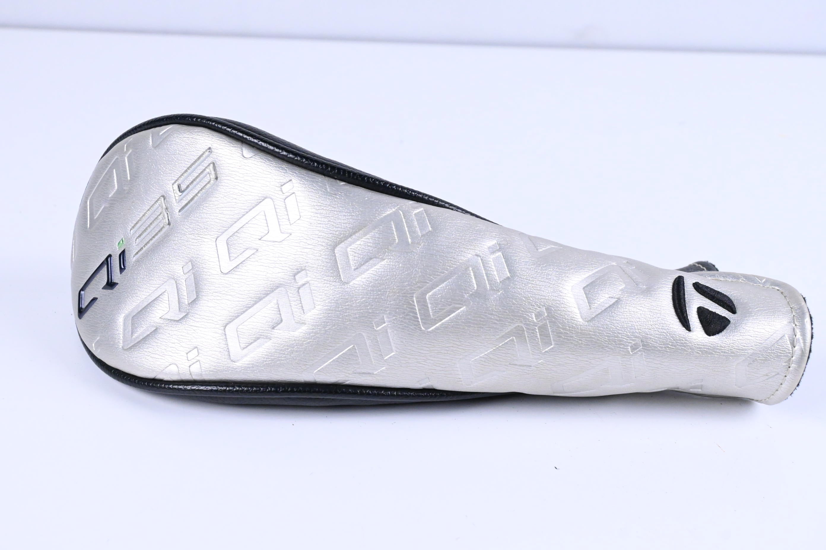 Taylormade Qi35 #4 Hybrid / 22 Degree / Stiff Flex Kai'li Blue Dark Waves 85