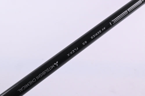 Titleist TSi3 Driver / 9 Degree / X-Flex Tensei AV RAW White 65 Shaft