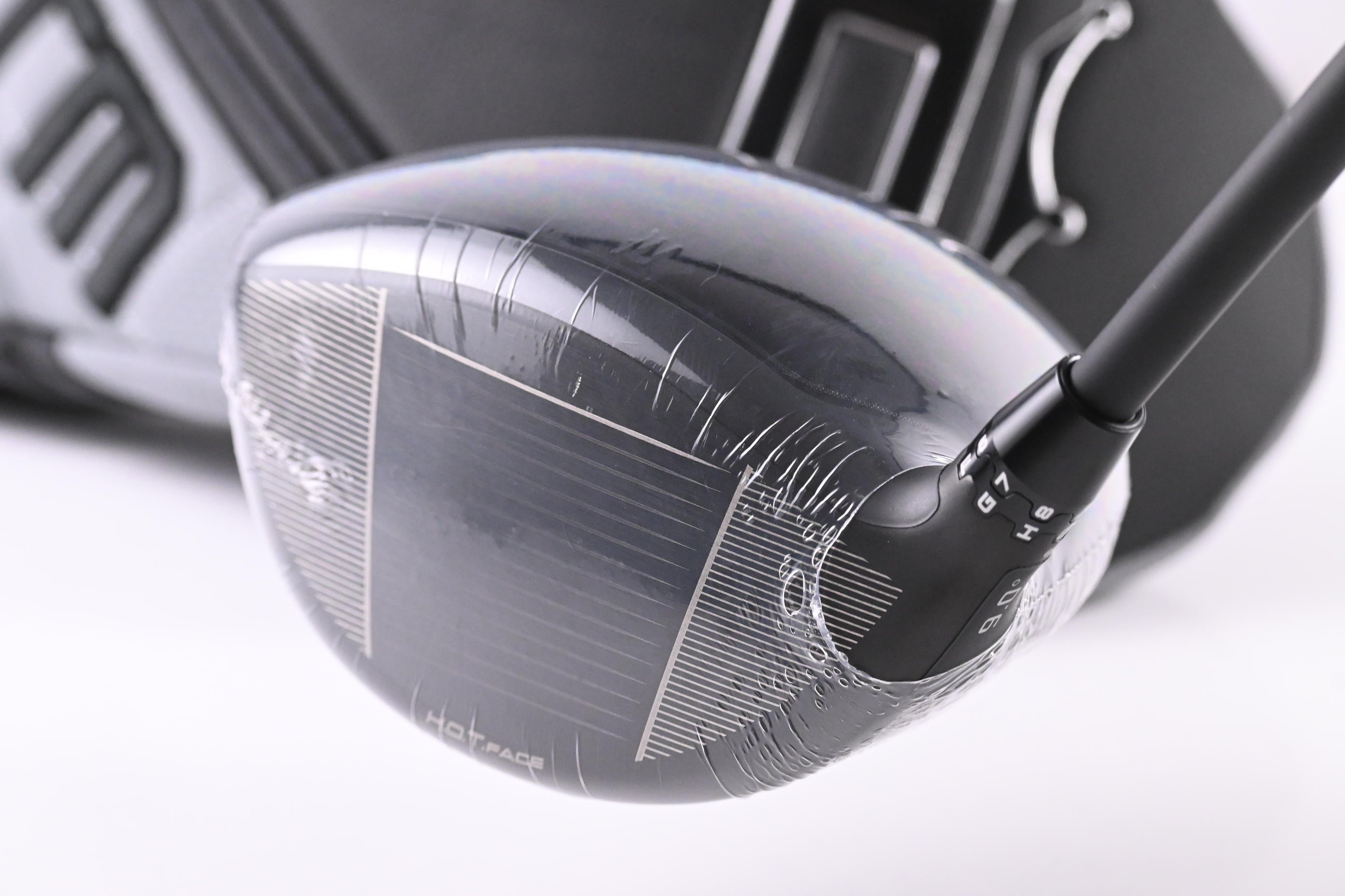 Cobra OPTM LS Driver / 9 Degree / X-Flex Kai`li White 60 Shaft