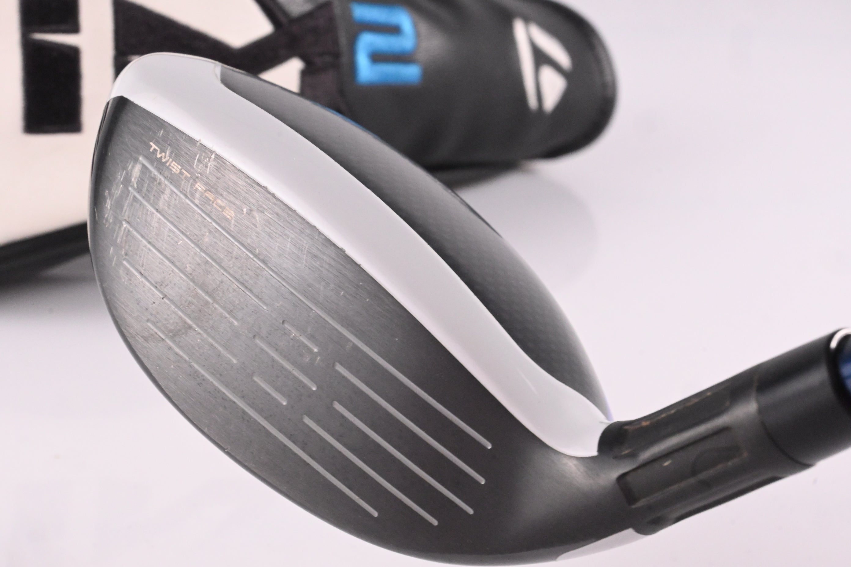 Taylormade SIM2 Max #3 Hybrid / 19 Degree / Stiff Flex Fujikura Ventus Blue 7