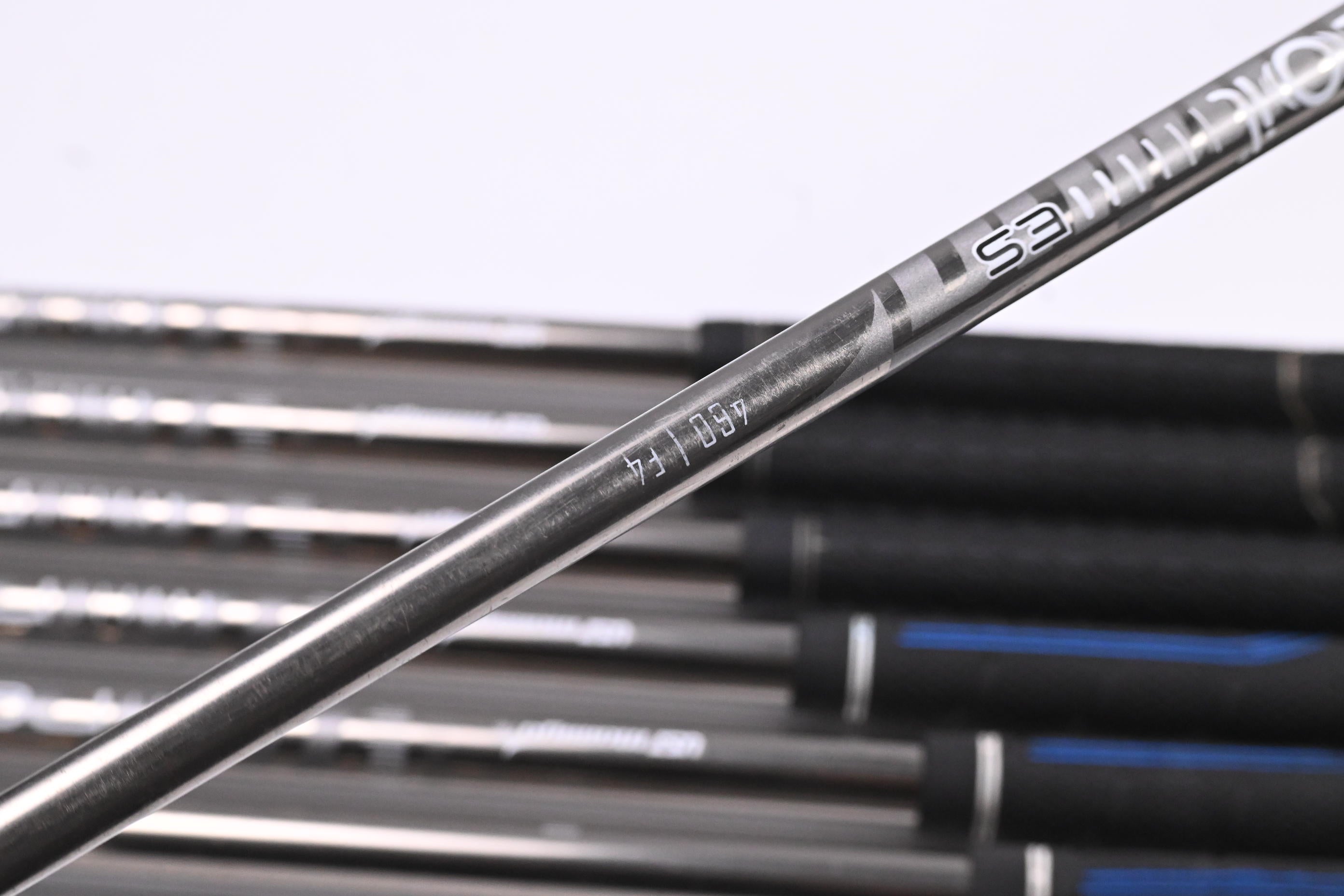 Taylormade M CGB Irons / 5-PW+AW / Stiff Flex UST Mamiya Recoil ES 460 Shafts