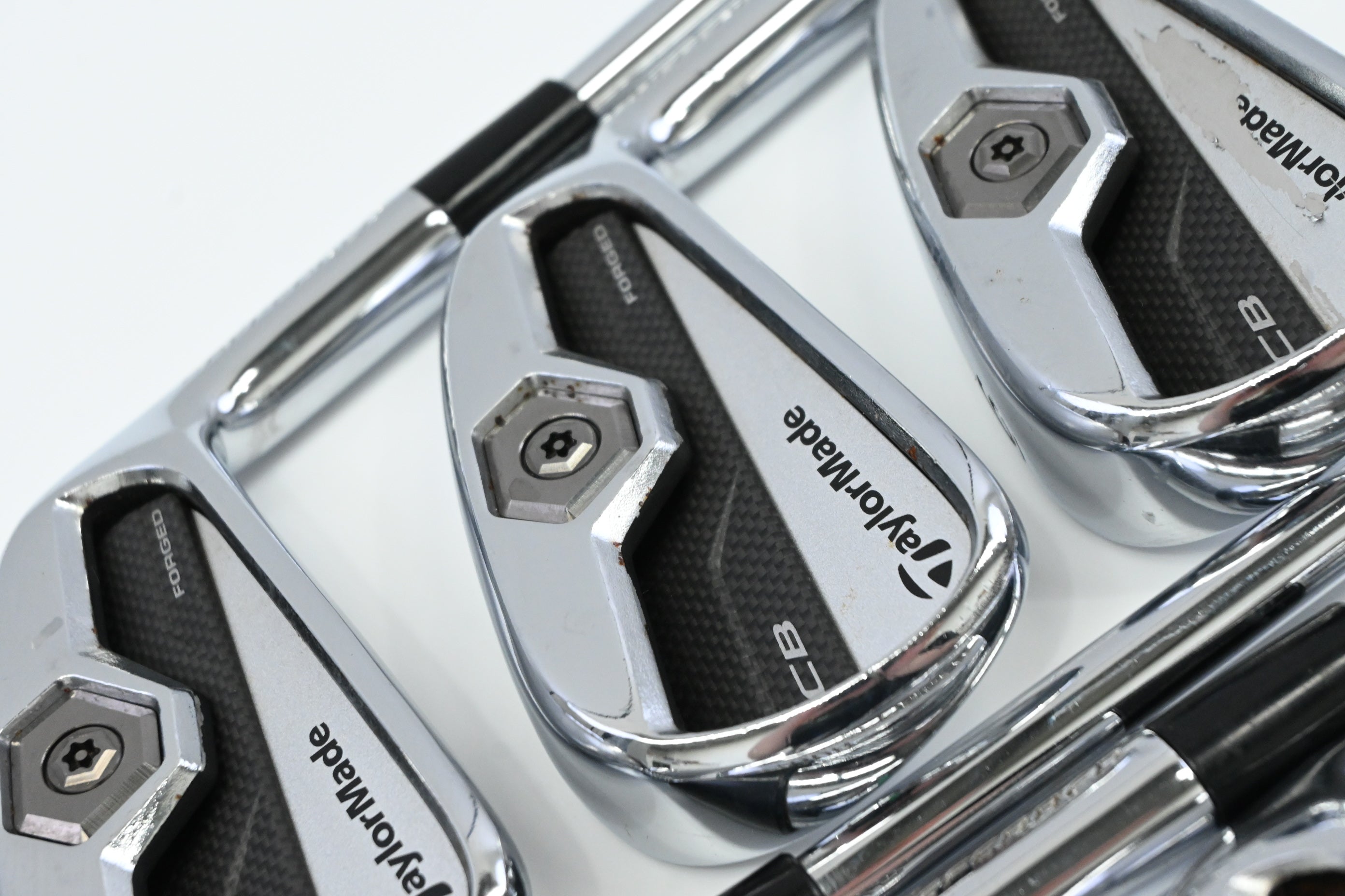 Taylormade Tour Preferred CB 2011 Irons / 4-PW / Stiff Flex Dynamic Gold XP S300