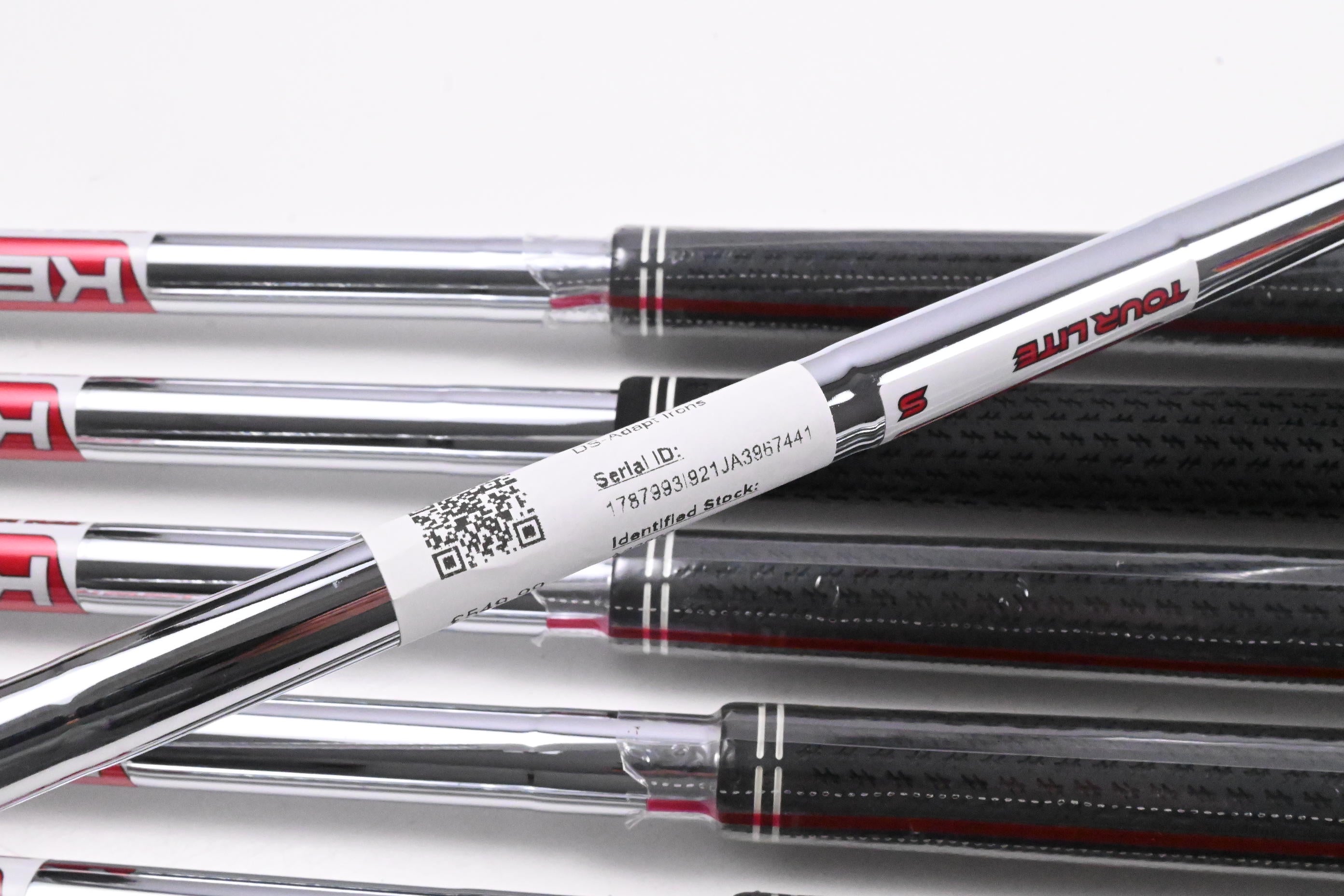 Cobra DS-Adapt Irons / 5-PW+GW / Stiff Flex KBS Tour Lite Shafts