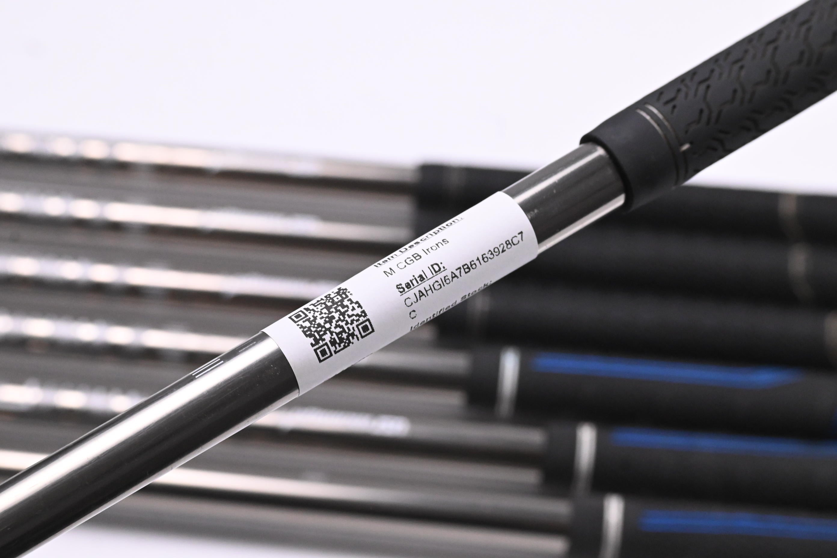 Taylormade M CGB Irons / 5-PW+AW / Stiff Flex UST Mamiya Recoil ES 460 Shafts