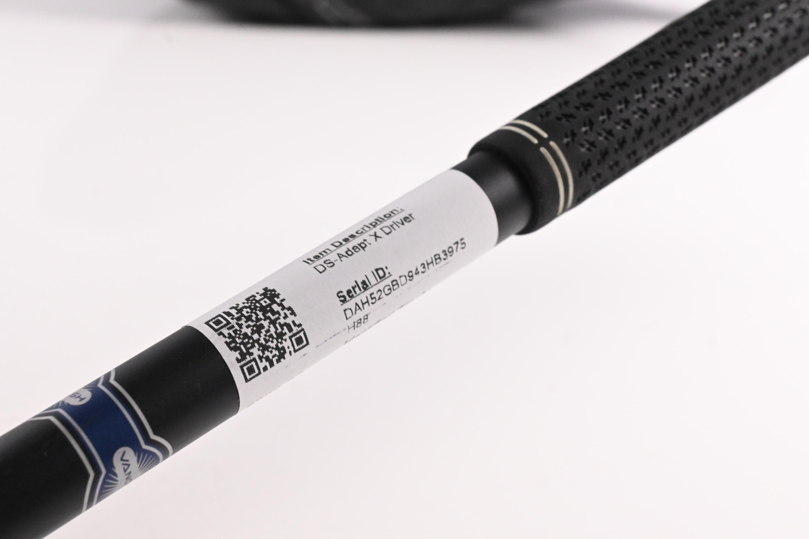 Cobra DS-Adapt X Driver / 10.5 Degree / Regular Flex Vanquish 4 Shaft