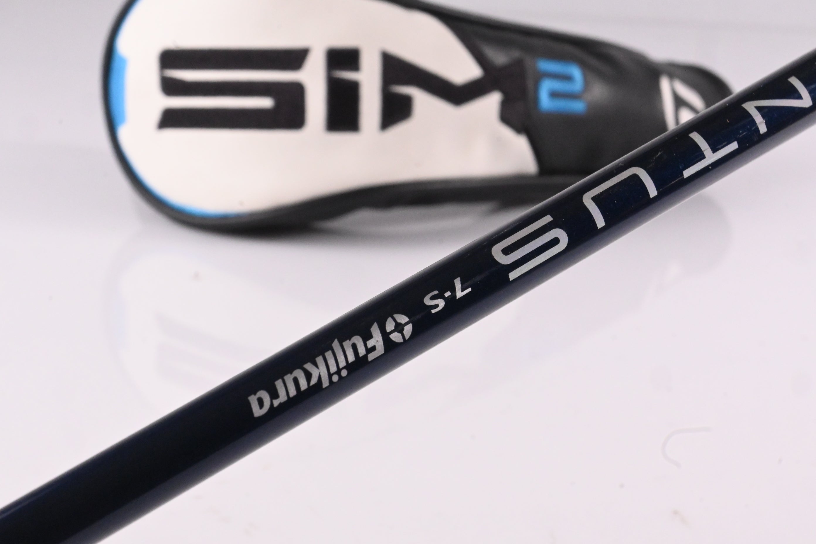 Taylormade SIM2 Max #3 Hybrid / 19 Degree / Stiff Flex Fujikura Ventus Blue 7