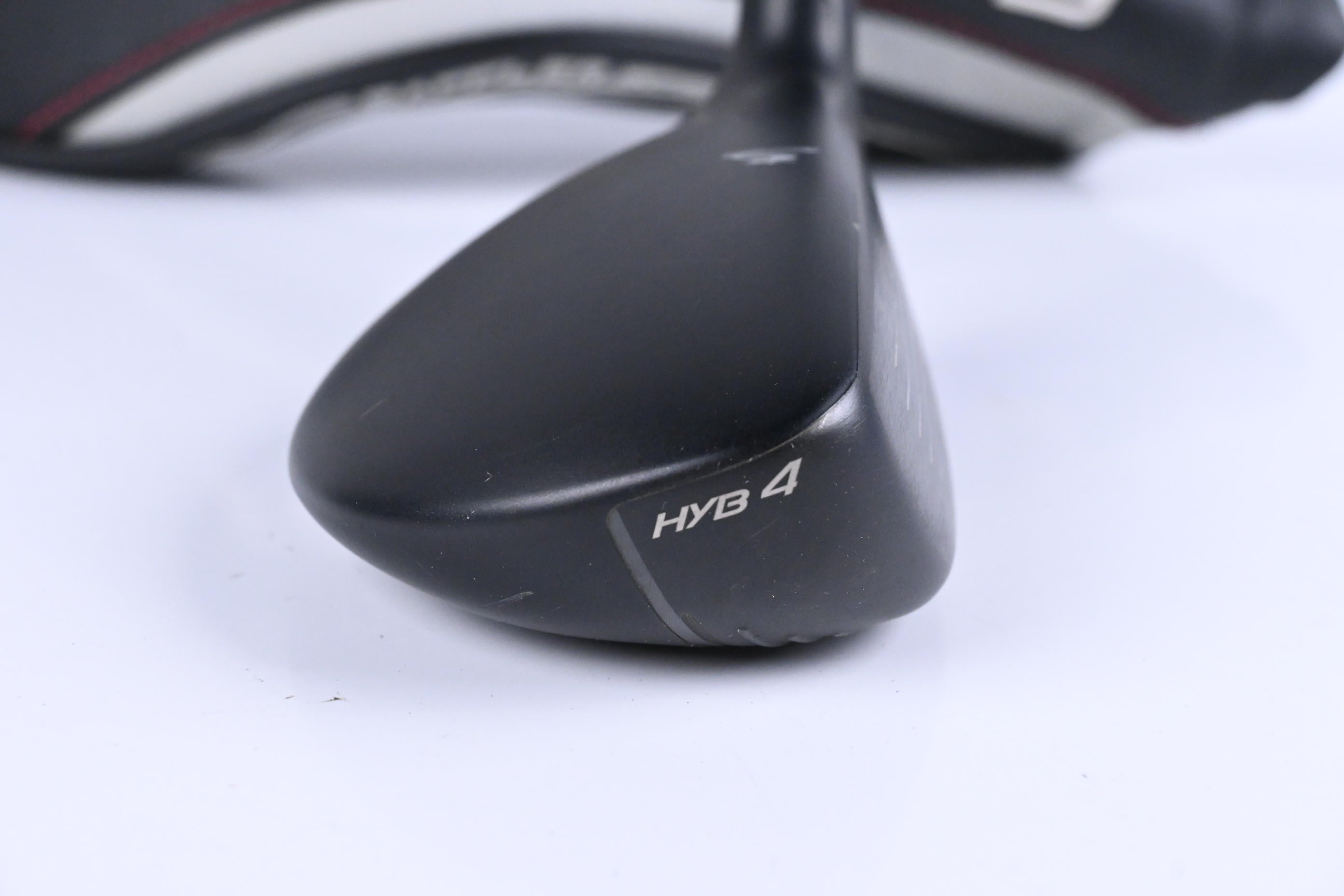 Cobra King F9 #4 Hybrid / 21 Degree / Regular Flex Fujikura Atmos Silver 7 Shaft