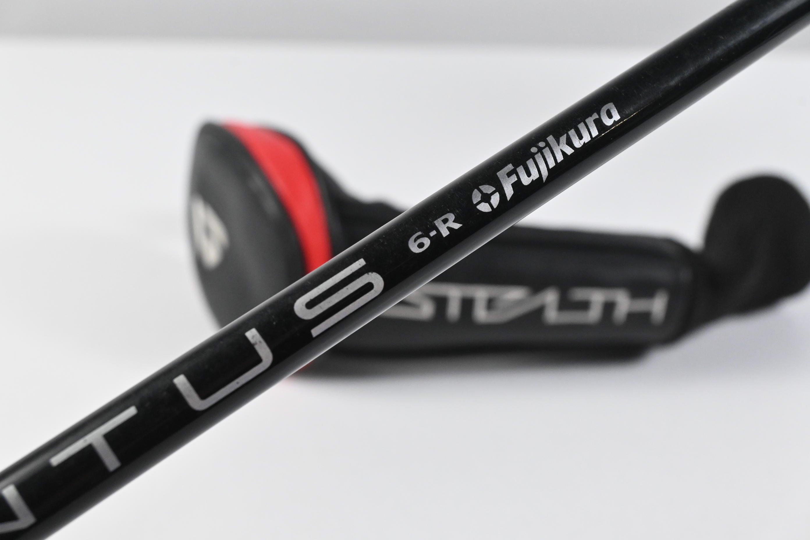 Left Hand Taylormade Stealth #4 Hybrid / 22 Degree / Regular Flex Ventus Red 6