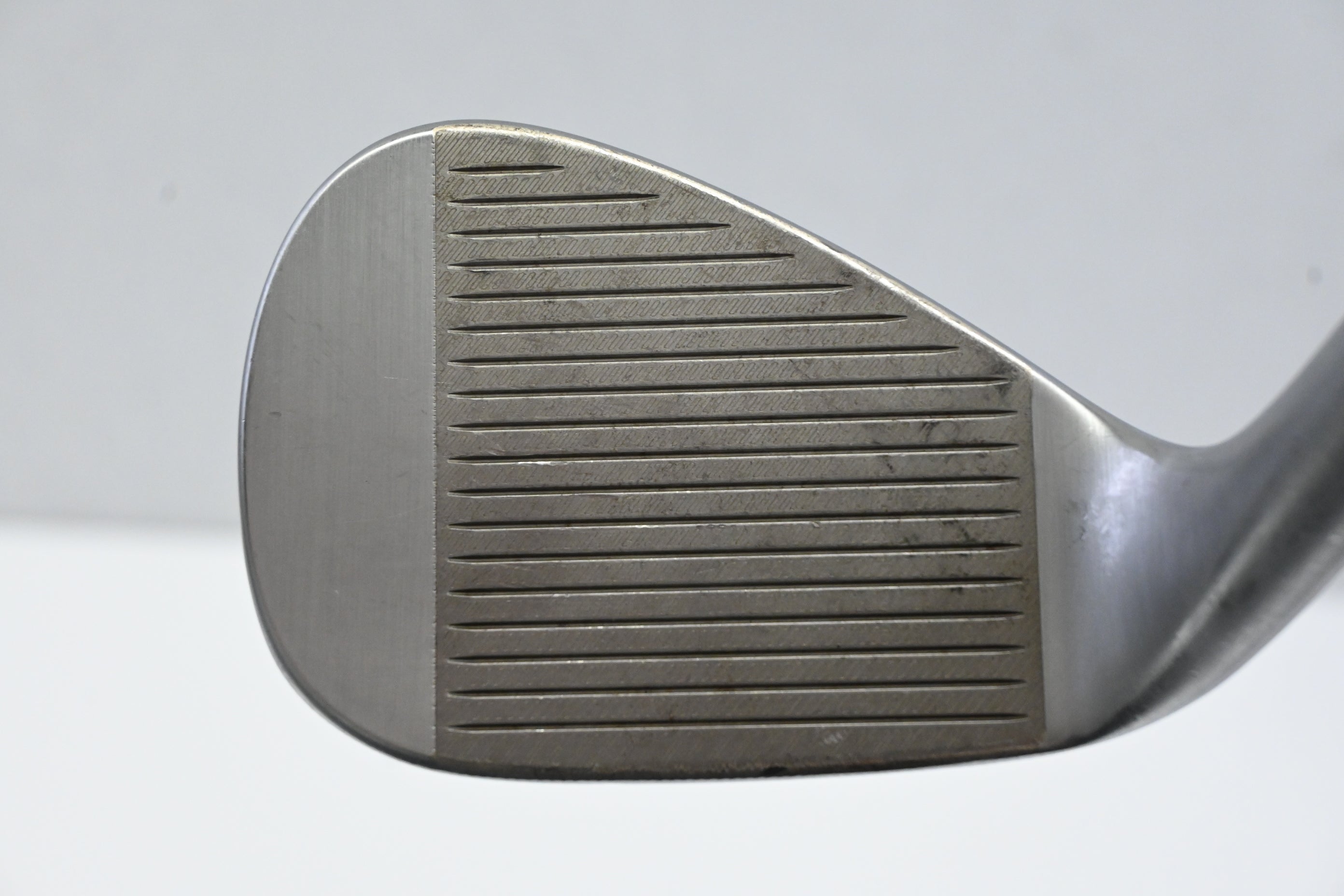 Taylormade Milled Grind 5 Gap Wedge / 50 Degree / Wedge Flex Dynamic Gold 115