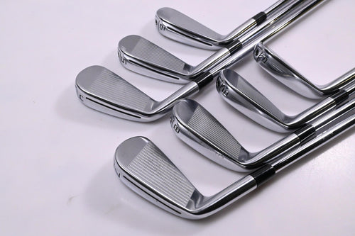 Taylormade P790 2019 Irons / 4-PW / Regular Flex Dynamic Gold 105 R300 Shafts