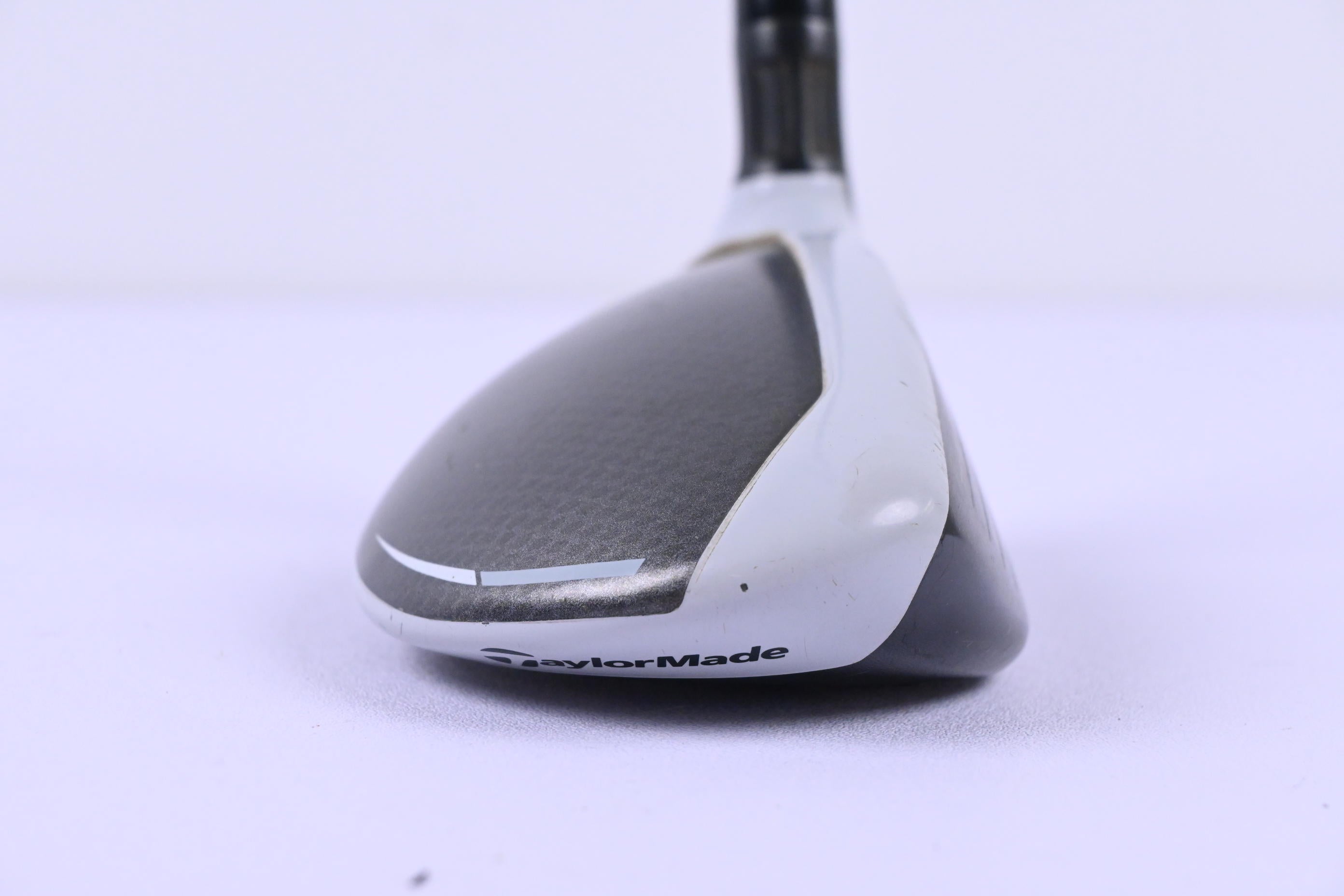 Taylormade SIM Max #4 Hybrid / 22 Degree / Regular Flex Fujikura Ventus Blue 6