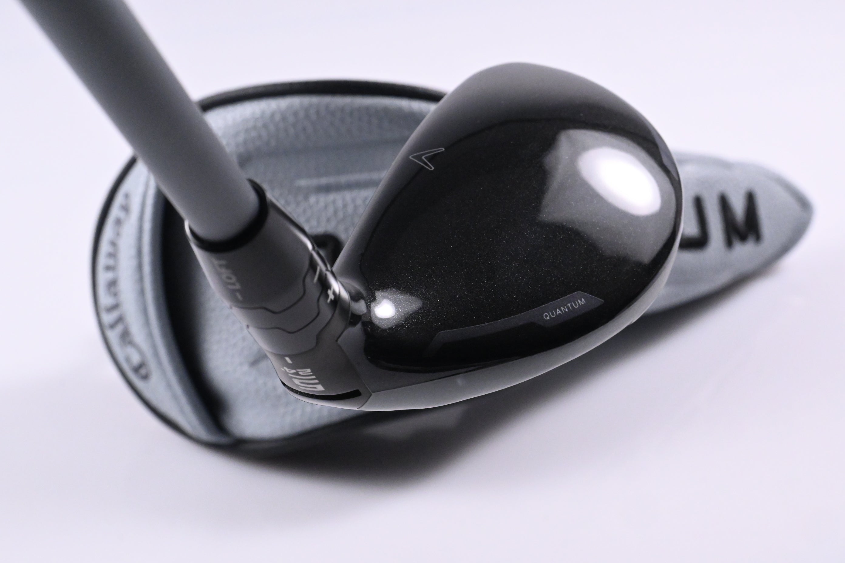 Callaway Quantum Max #5 Hybrid / 24 Degree / Regular Flex Denali Frost Silver 60