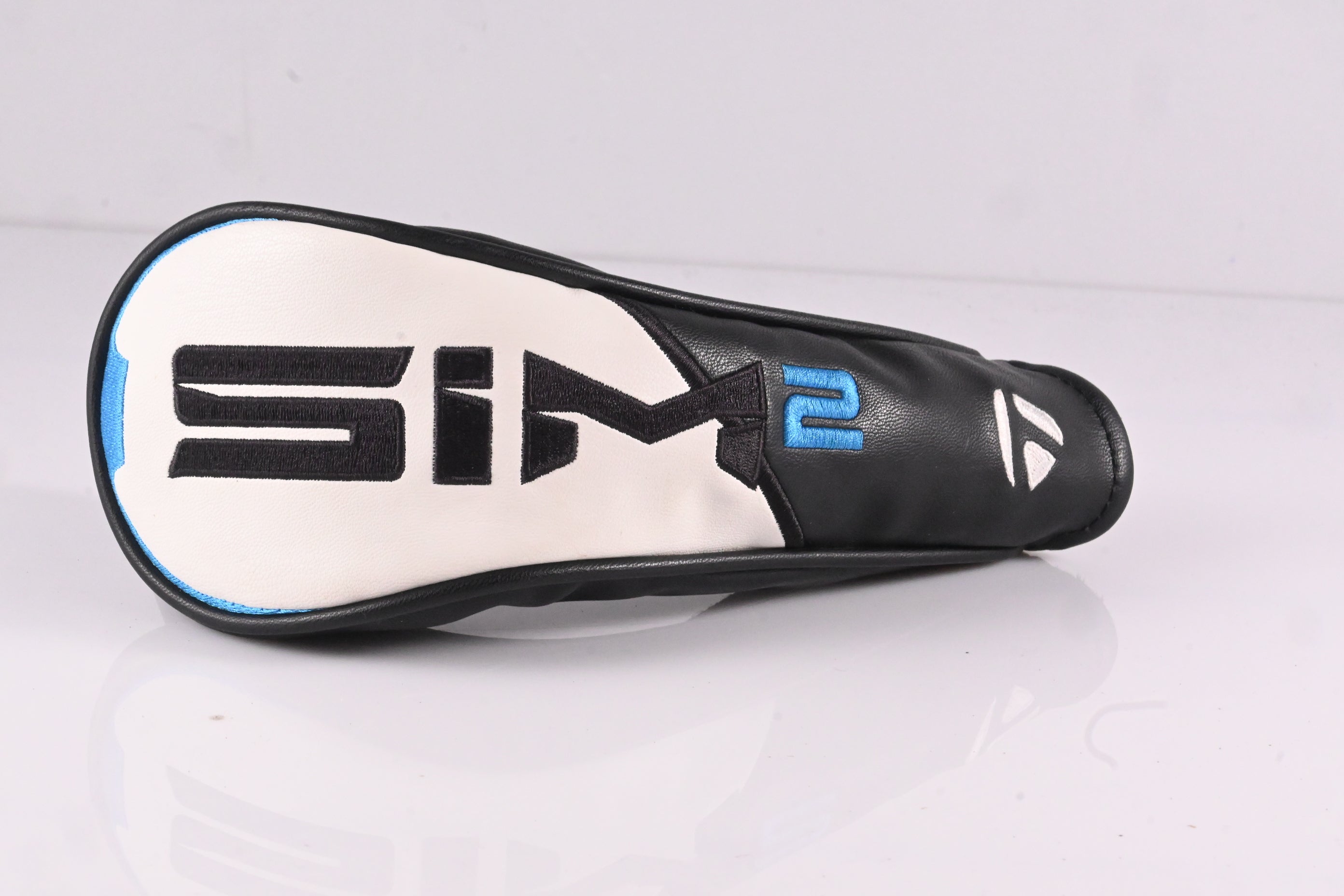 Taylormade SIM2 Max #3 Hybrid / 19 Degree / Stiff Flex Fujikura Ventus Blue 7