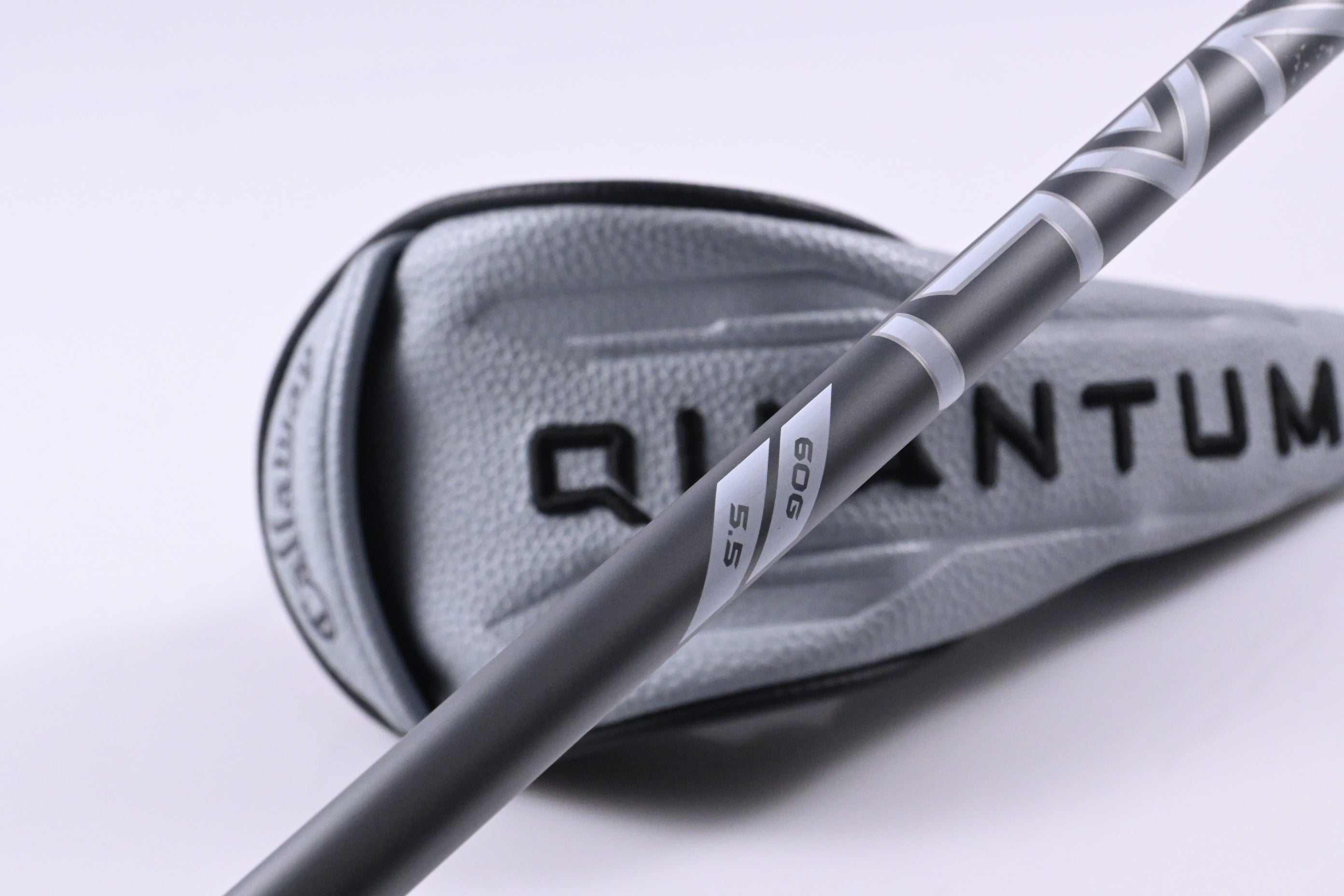 Callaway Quantum Max #5 Hybrid / 24 Degree / Regular Flex Denali Frost Silver 60