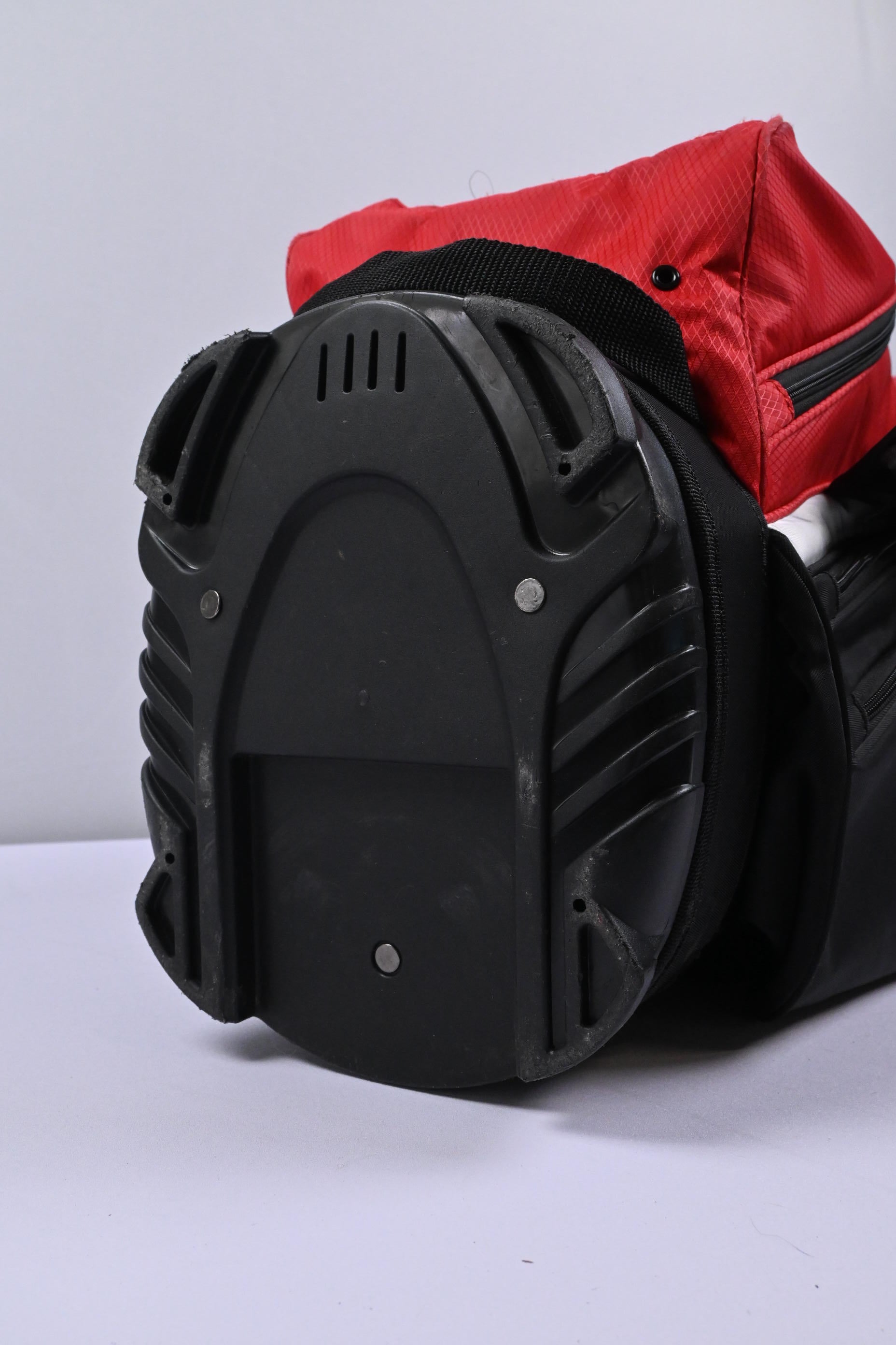 Srixon Cart Bag / 14-Way Divider / Red, Black & White