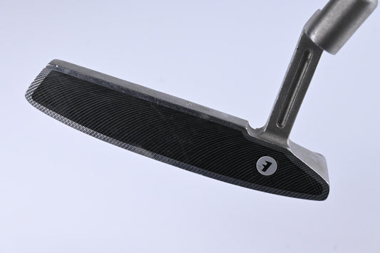 Nike Ignite 001 Putter / 33 Inch