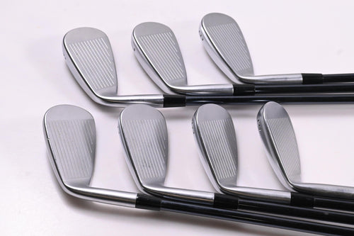 Mizuno JPX 925 Hot Metal Irons / 6-PW+GW+SW / Senior Flex UST Recoil Dar ESX 60