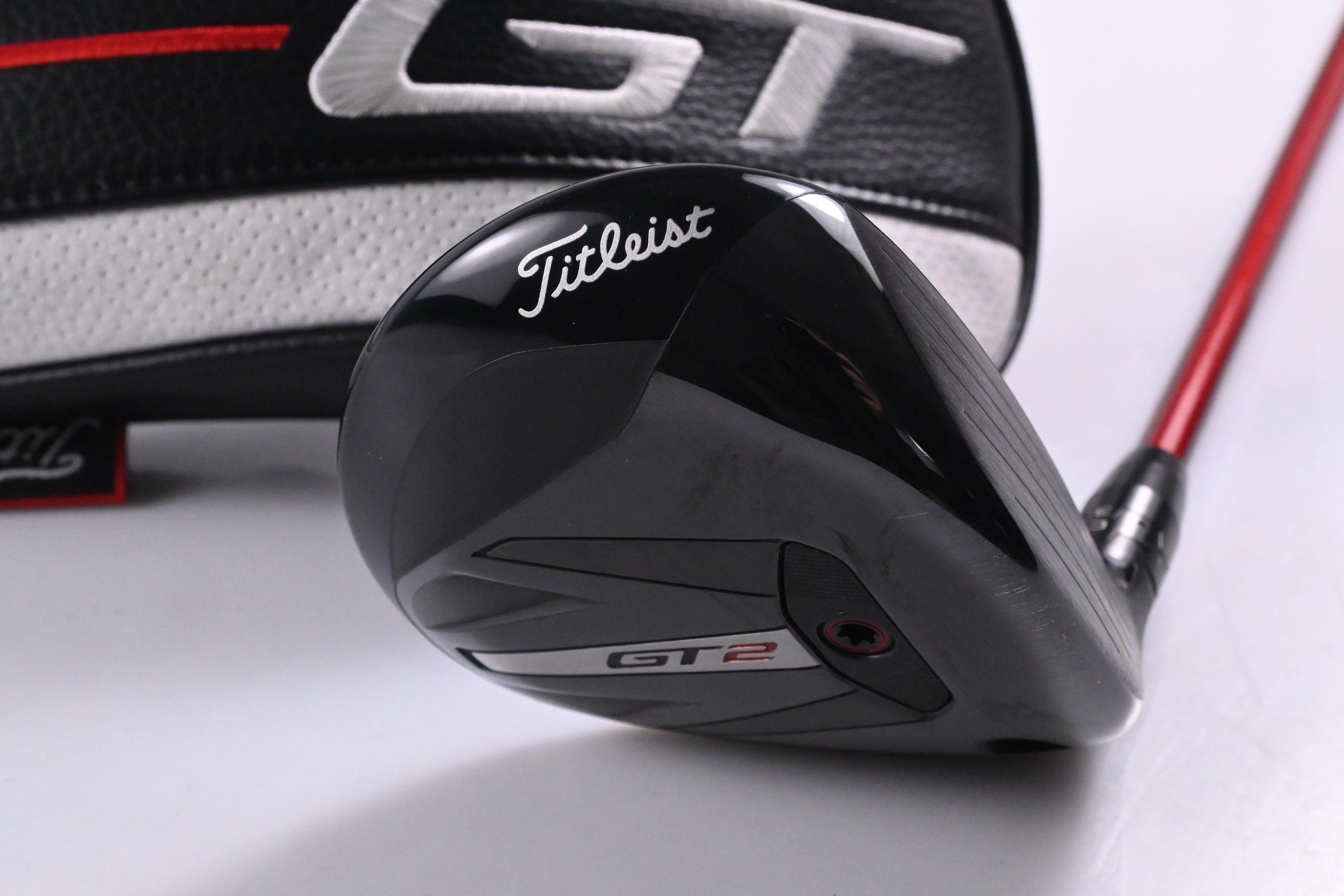 Titleist GT2 #5 Wood / 18 Degree / Regular Flex Project X Denali Red 60 Shaft