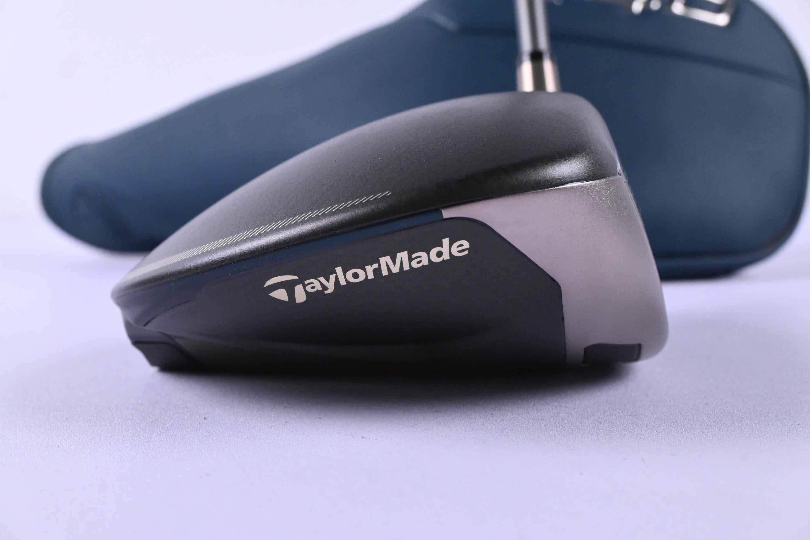 Ladies Taylormade Qi4D Max Lite Driver / 12 Degree / Ladies Flex REAX Blue 40
